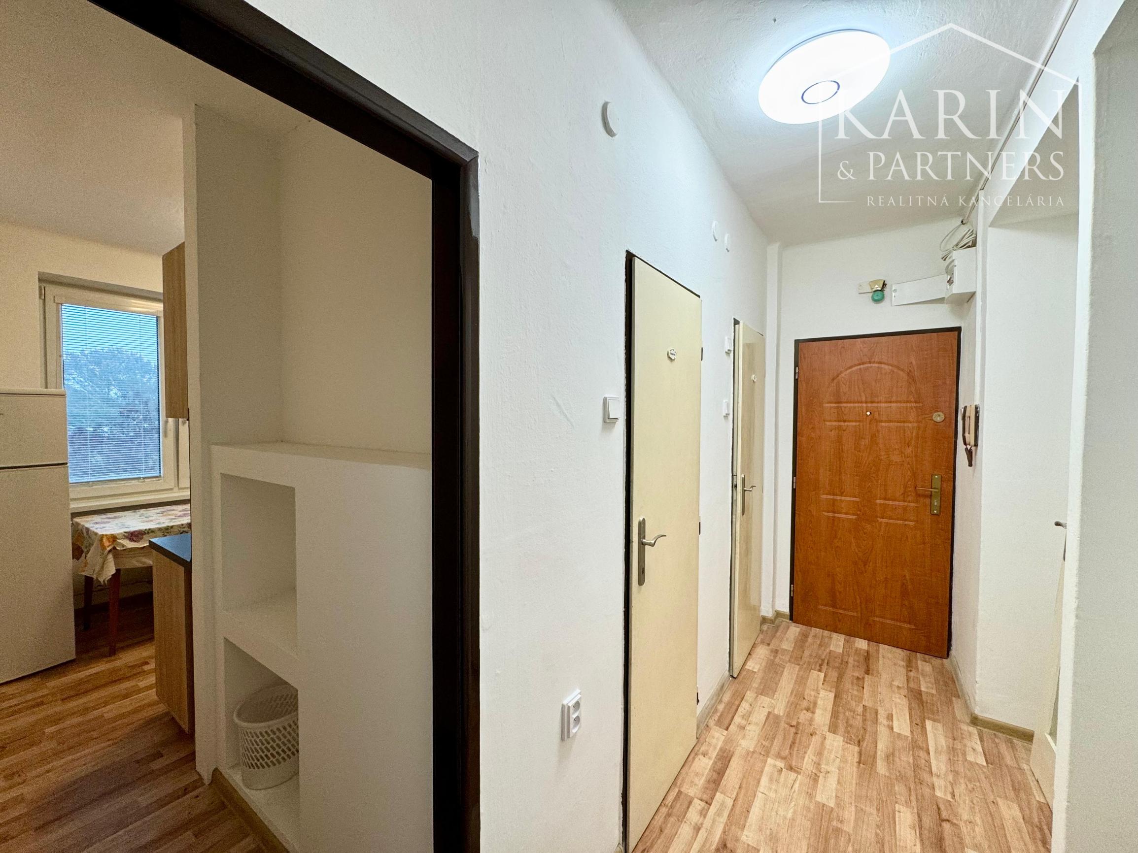 2i BYT NA PRENÁJOM, PALÁRIKOVA, SENICA