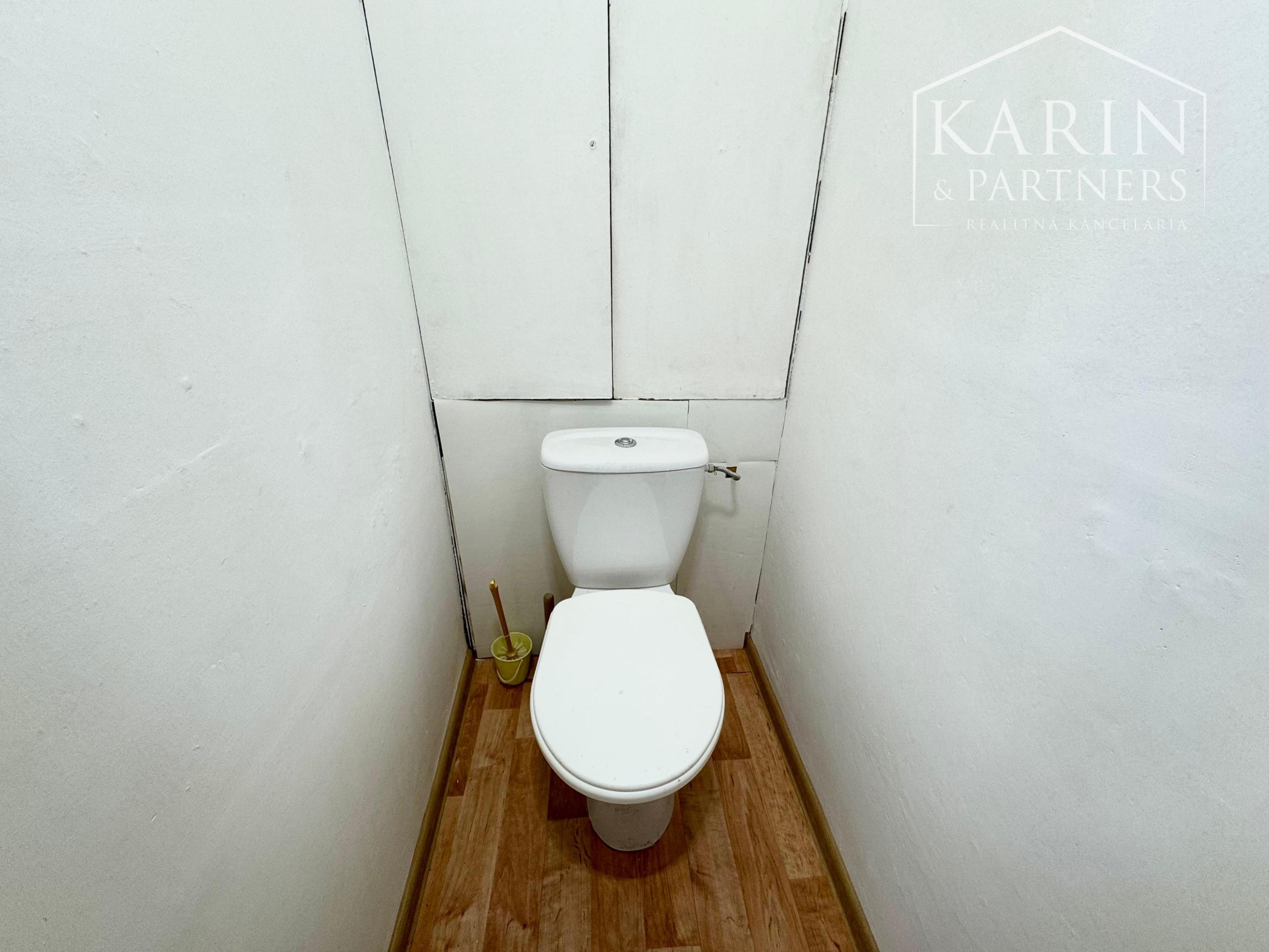 2i BYT NA PRENÁJOM, PALÁRIKOVA, SENICA