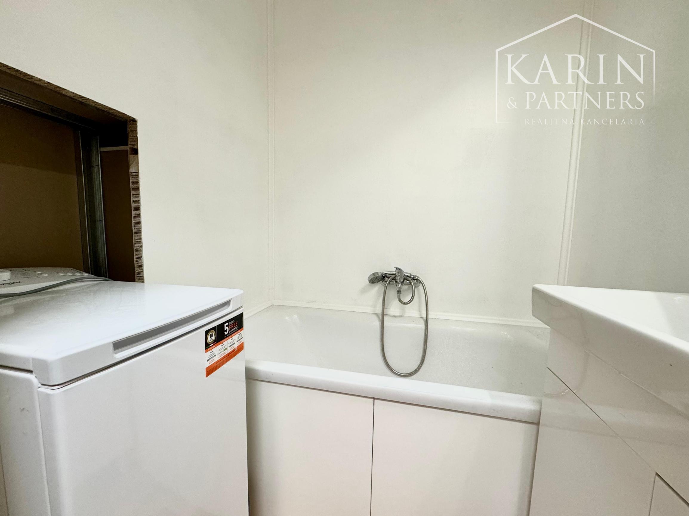 2i BYT NA PRENÁJOM, PALÁRIKOVA, SENICA