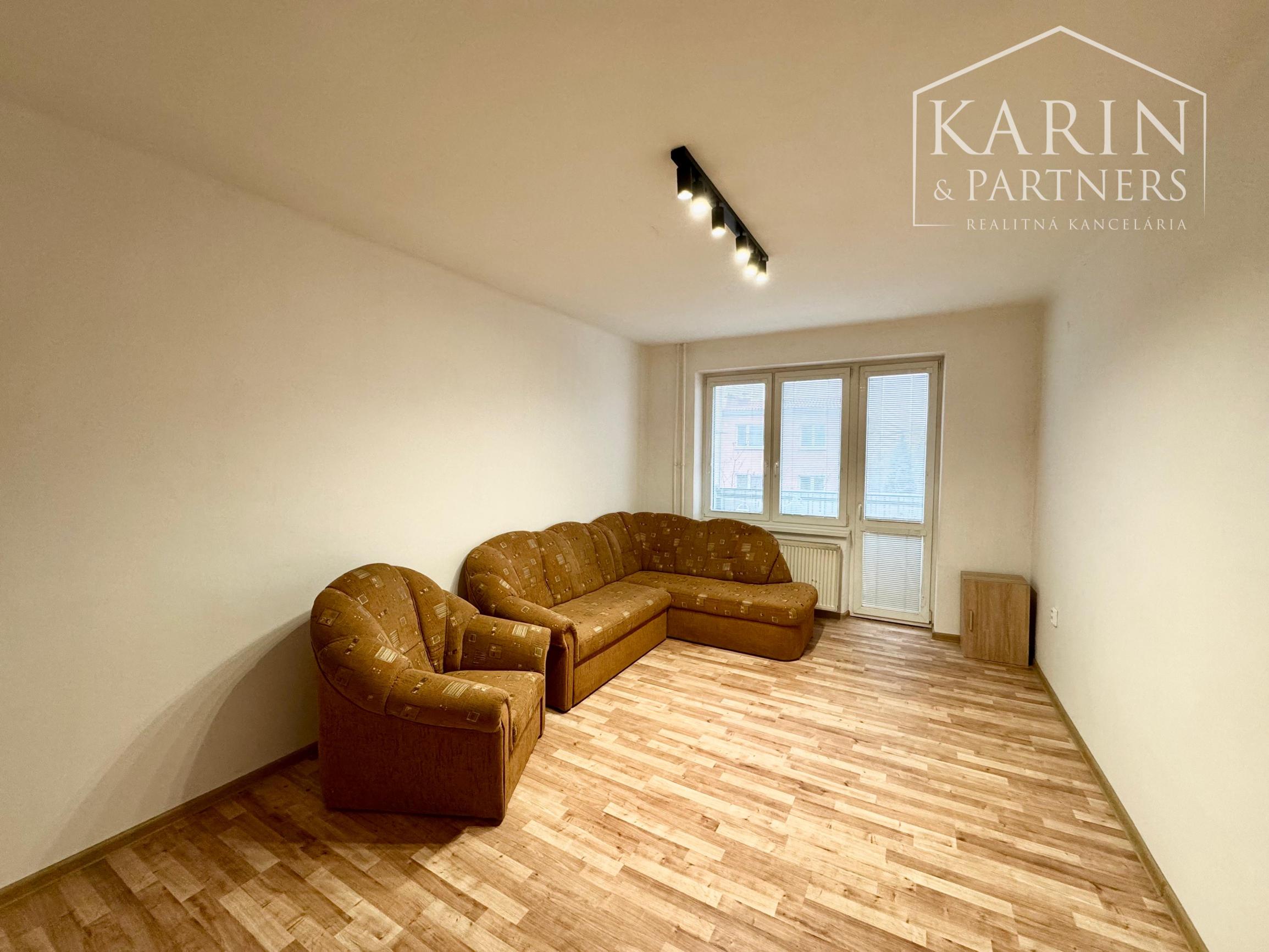 2i BYT NA PRENÁJOM, PALÁRIKOVA, SENICA