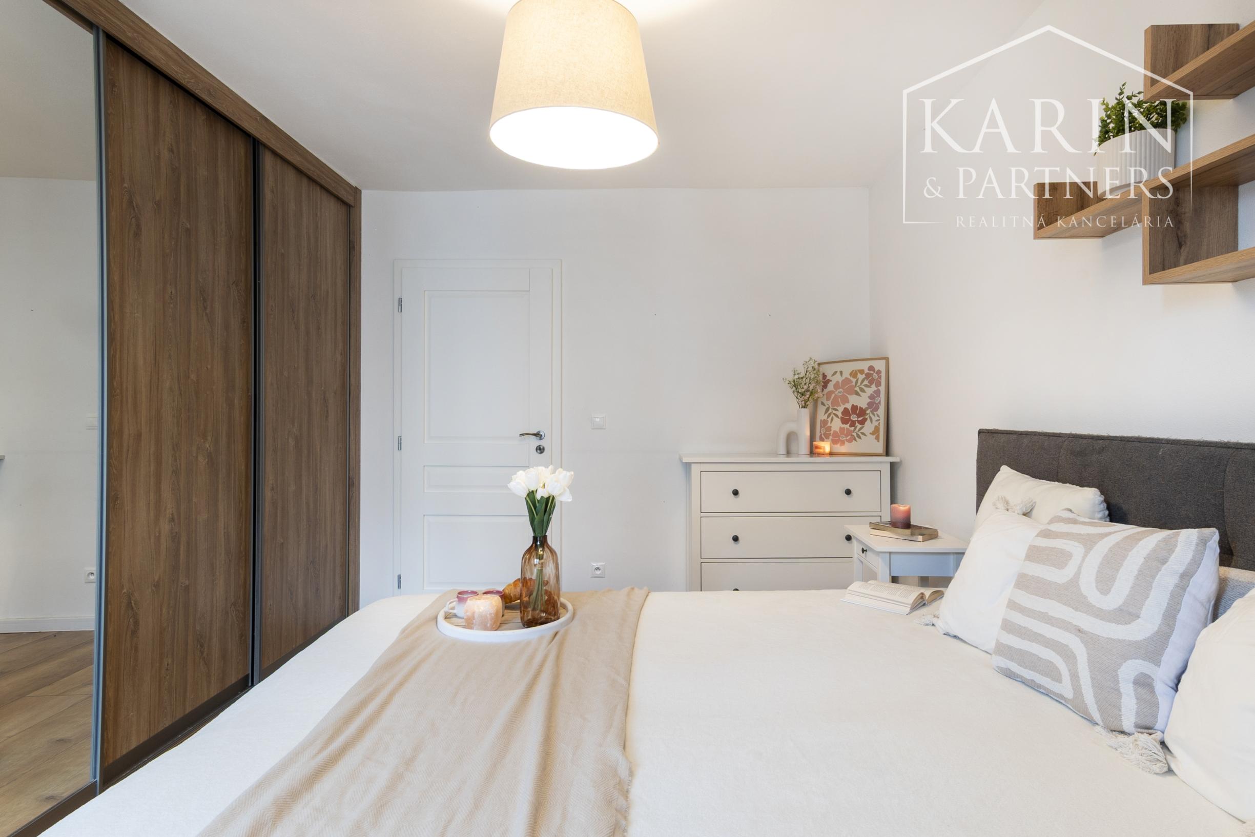 3-izbový byt v centre mesta, kompletná rekonštrukcia