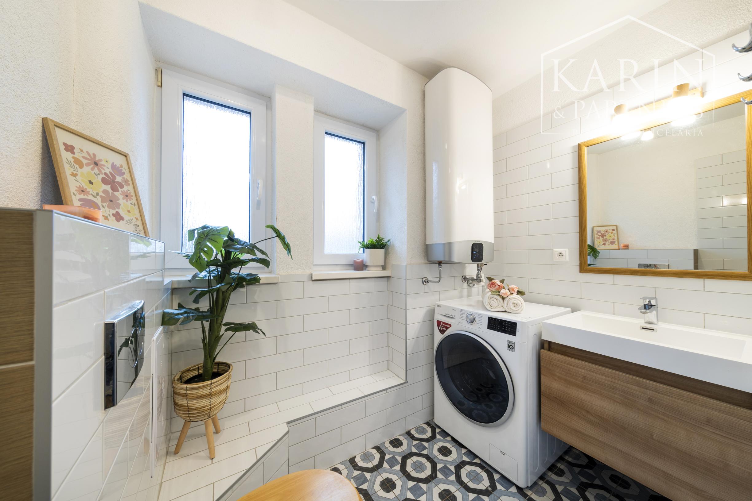 3-izbový byt v centre mesta, kompletná rekonštrukcia