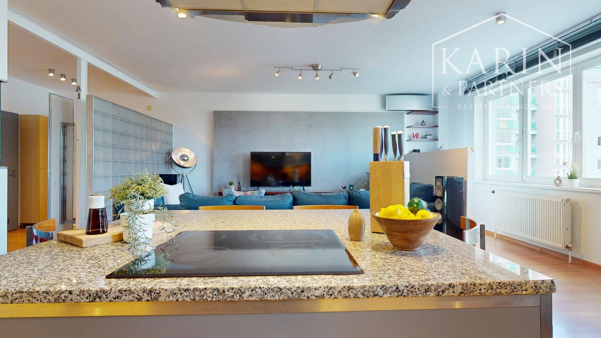 KOMPLETNE ŠTÝLOVO ZARIADENÝ 3I BYT S LODŽIOU A BALKÓNOM