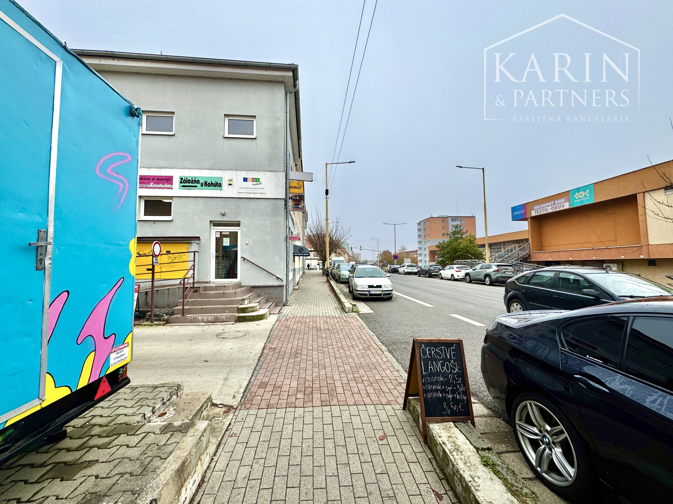 PREVÁDZKOVÁ PLOCHA NA PRENÁJOM V CENTRE HOLÍČA