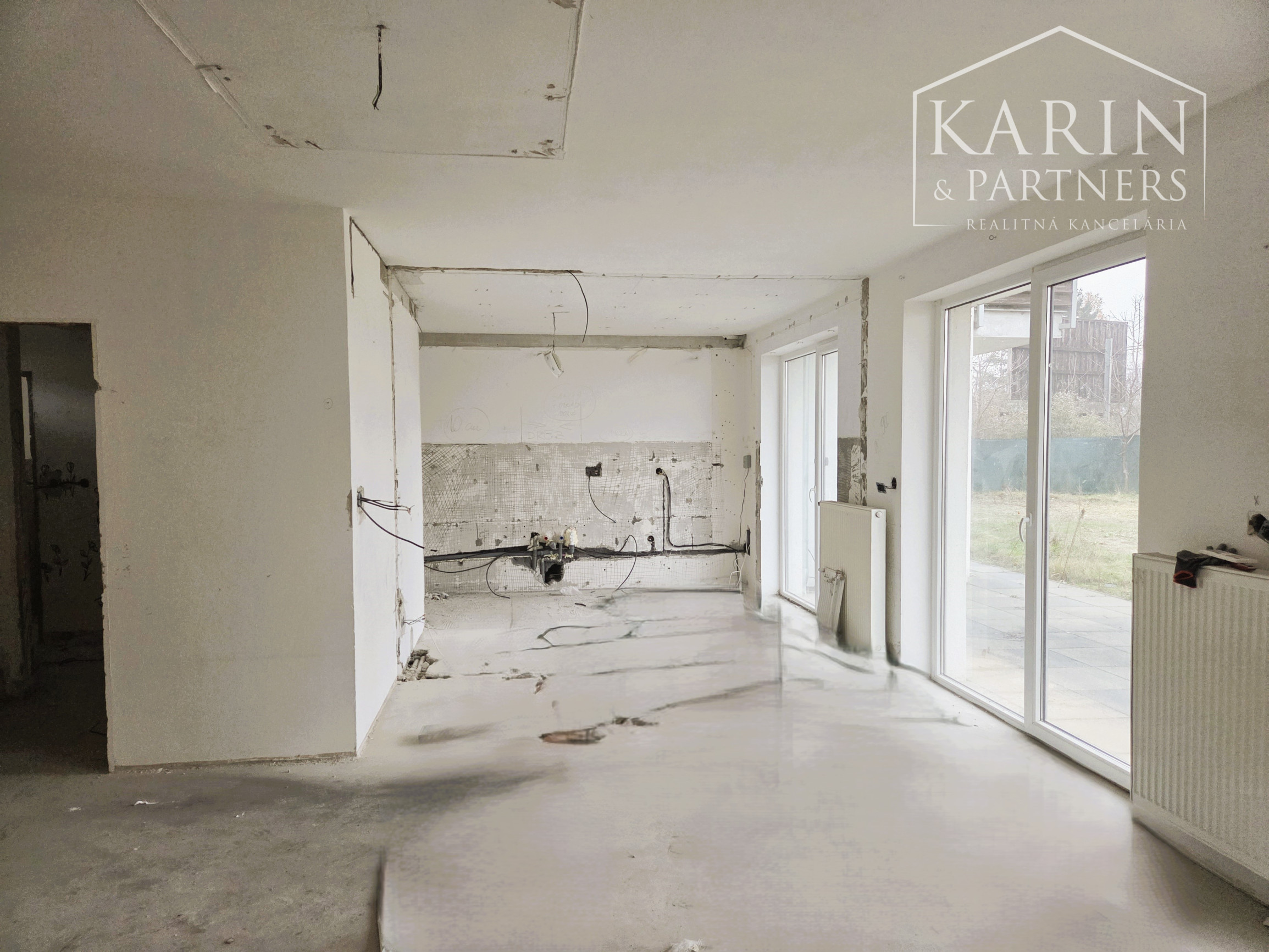 4 izbový RD s garážou, pozemok 372 m2, Ivanka pri Dunaji