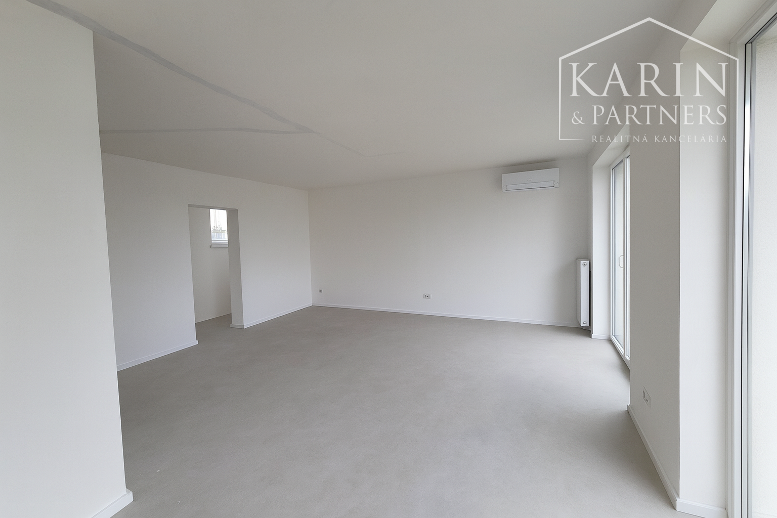 4 izbový RD s garážou, pozemok 347 m2, Ivanka pri Dunaji