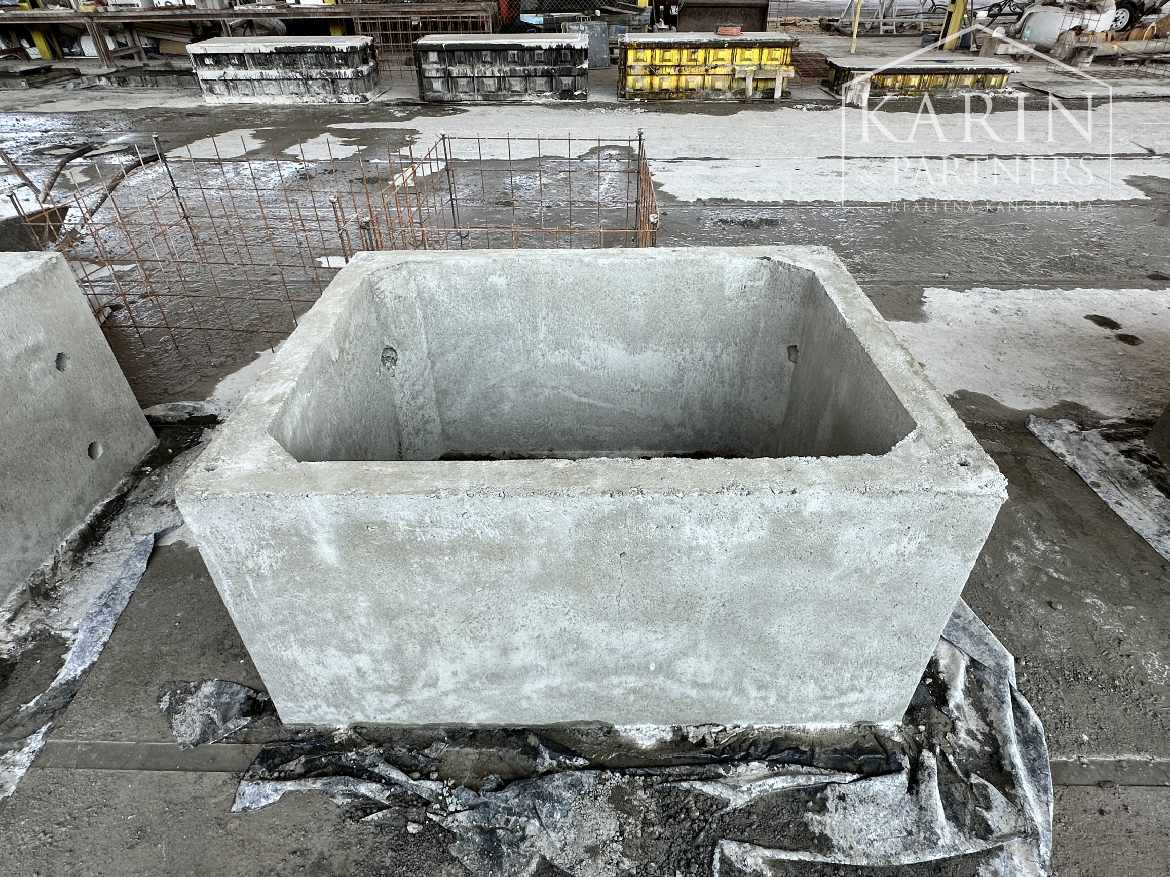 PRENÁJOM kompletne vybavenej betonárky s personálom, 4KM - od mesta ŠURANY