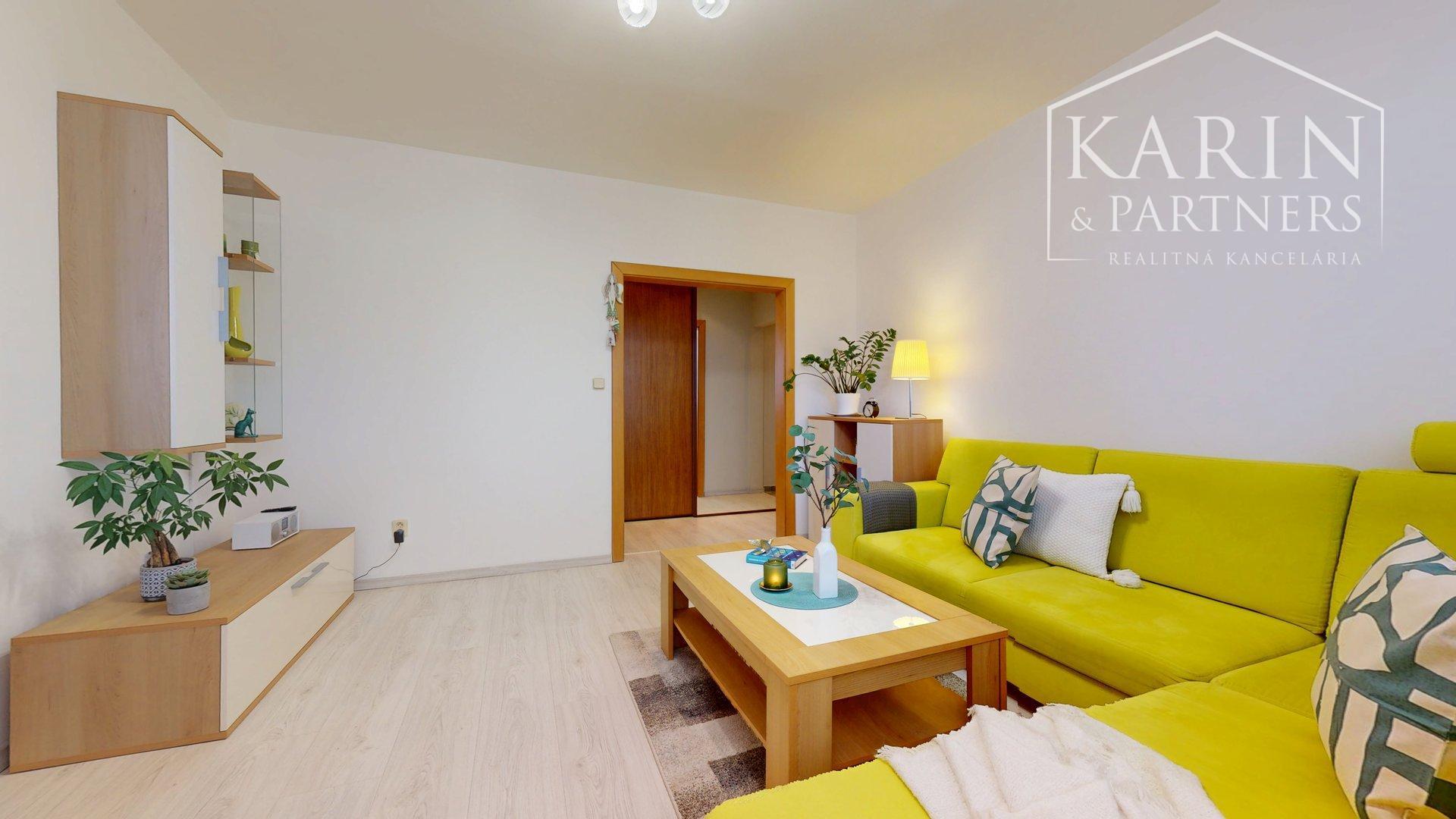 ZREKONŠTRUOVANÝ A ČIASTOČNE ZARIADENÝ 2I BYT S LODŽIOU A PIVNICOU