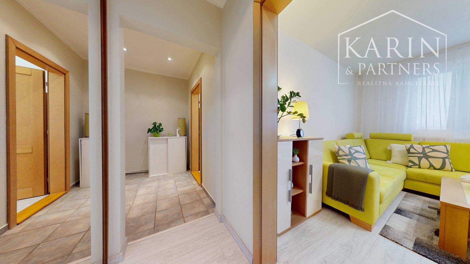 ZREKONŠTRUOVANÝ A ČIASTOČNE ZARIADENÝ 2I BYT S LODŽIOU A PIVNICOU