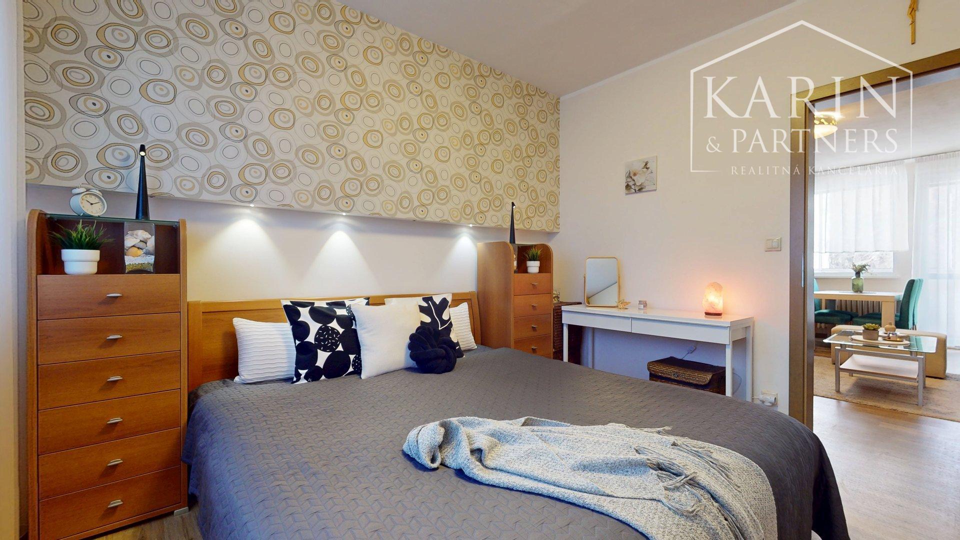 KOMPLETNE ZREKONŠTRUOVANÝ A ZARIADENÝ 4I BYT S LODŽIOU A PIVNICOU