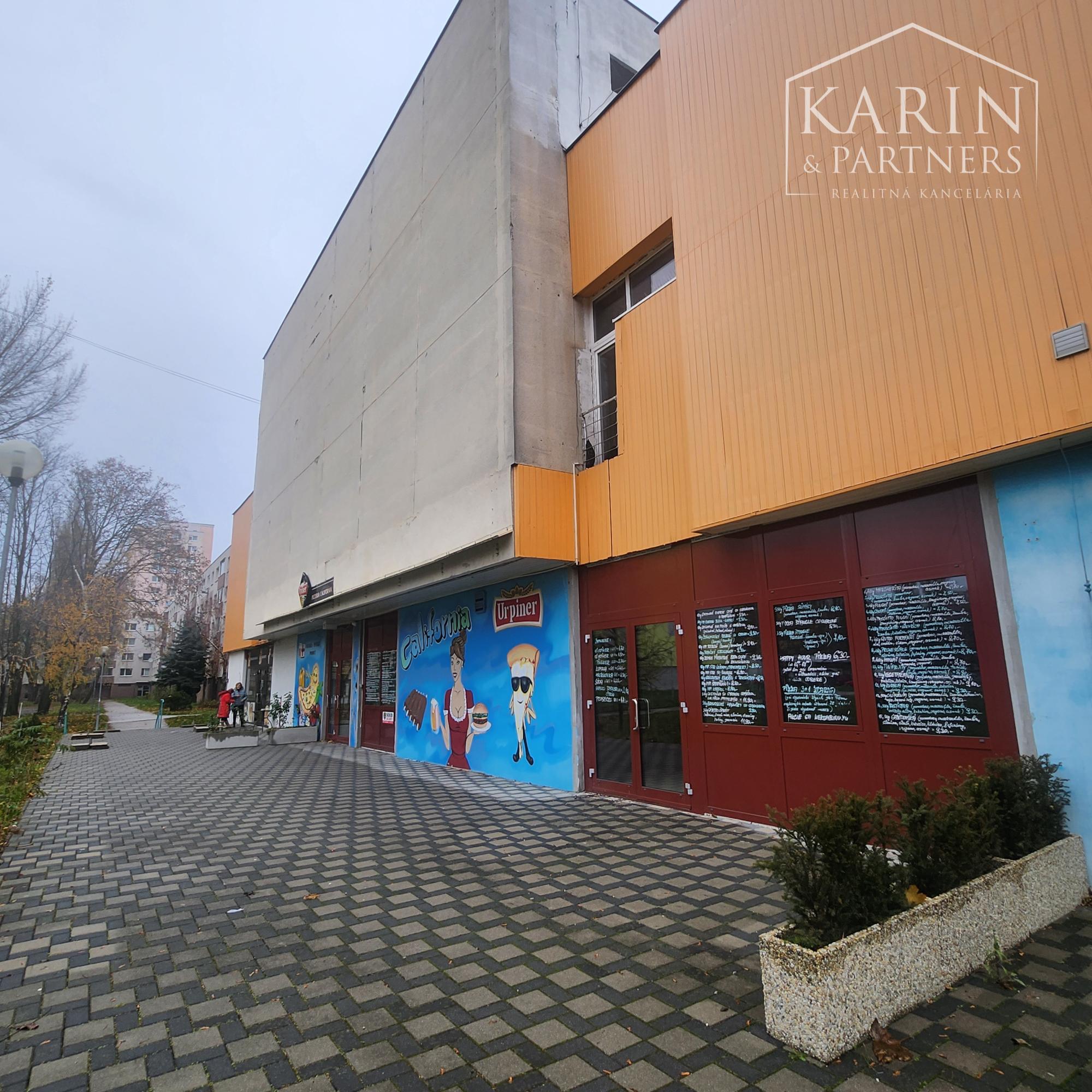 Prenájom – Reštauračné priestory 350 m2 v obchodnom centre – Petržalka – BA V