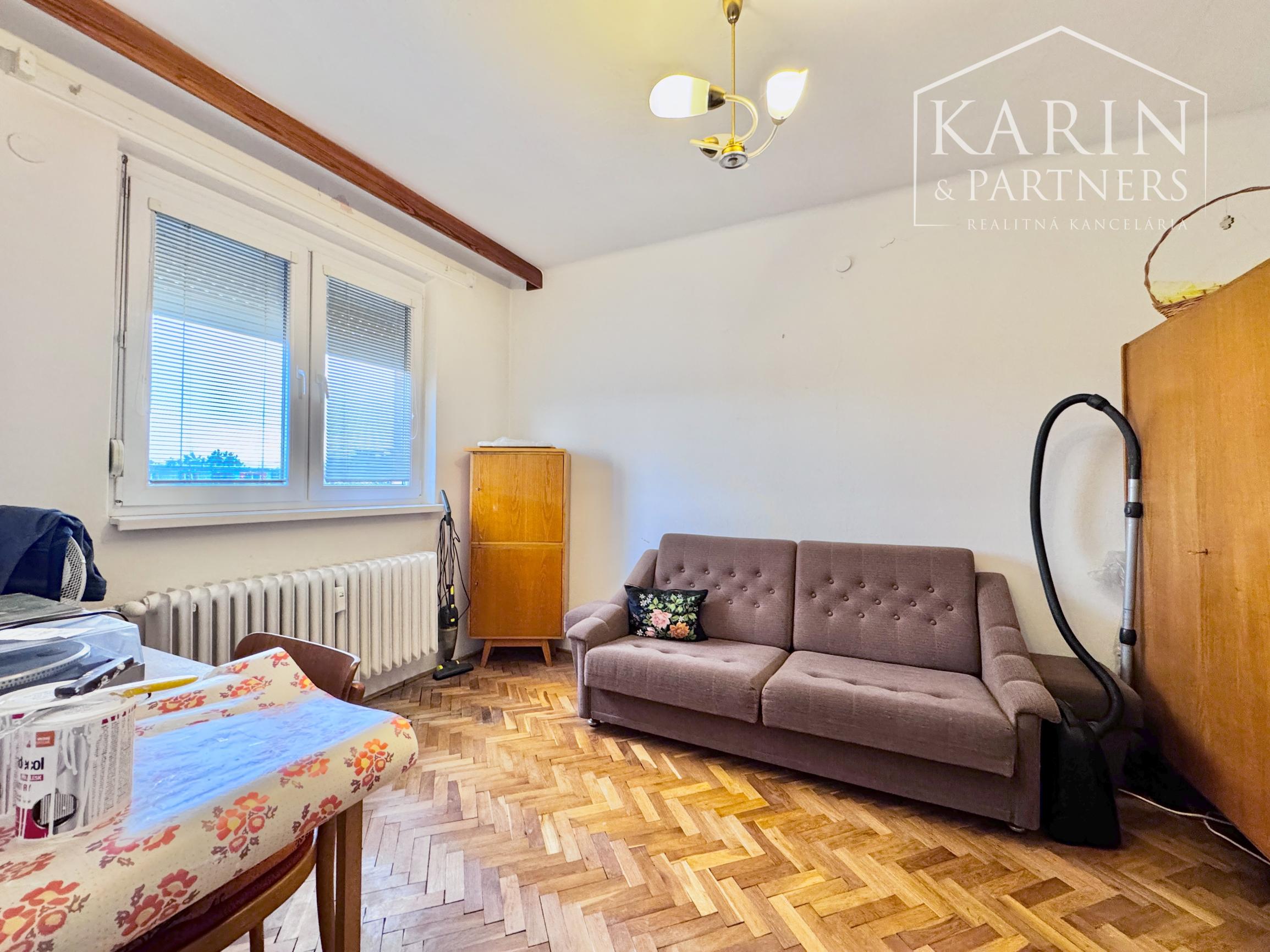 3-izbový byt na prenájom v Skalici – blízko centra, zariadený, ihneď voľný