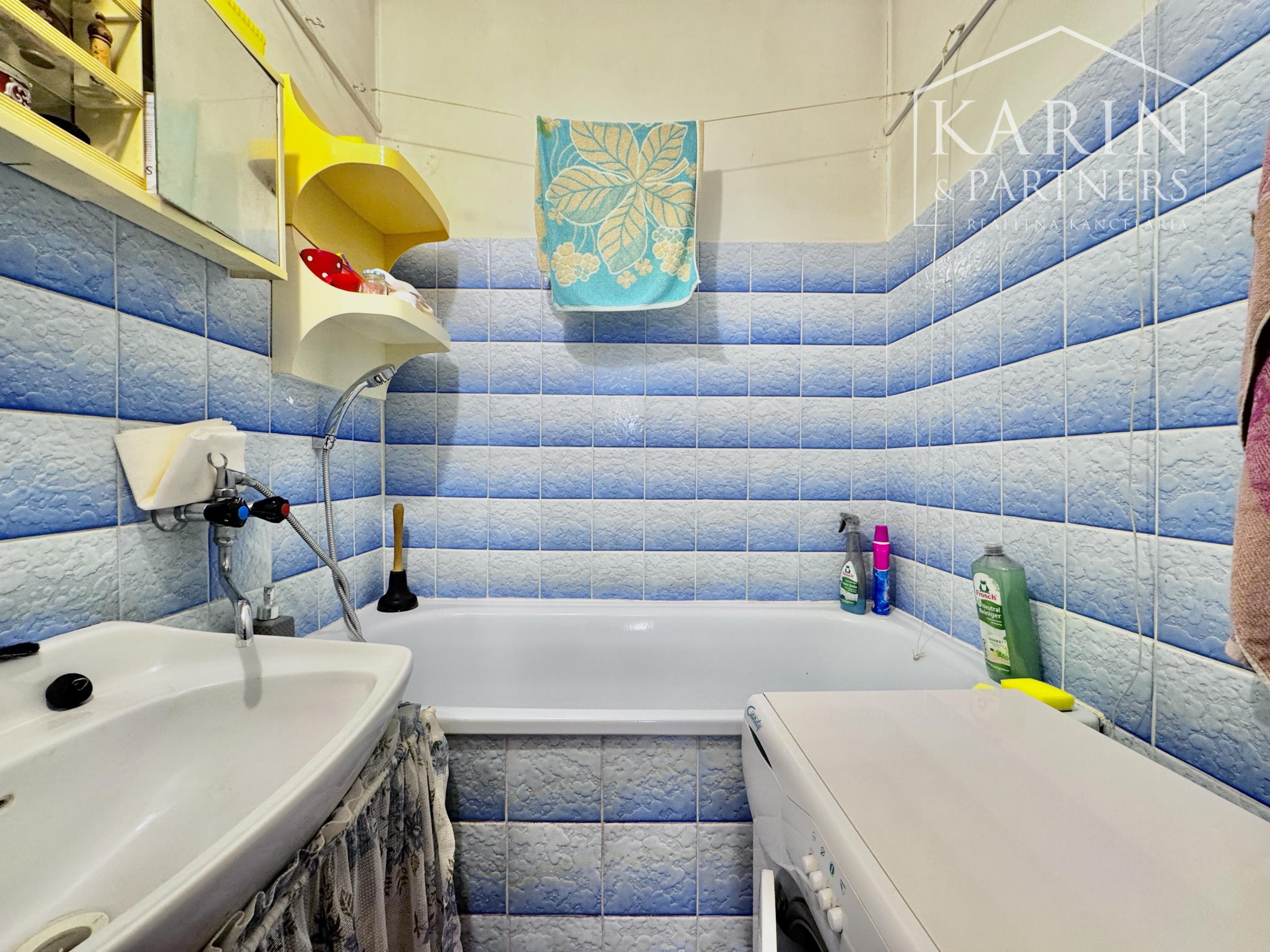 3-izbový byt na prenájom v Skalici – blízko centra, zariadený, ihneď voľný