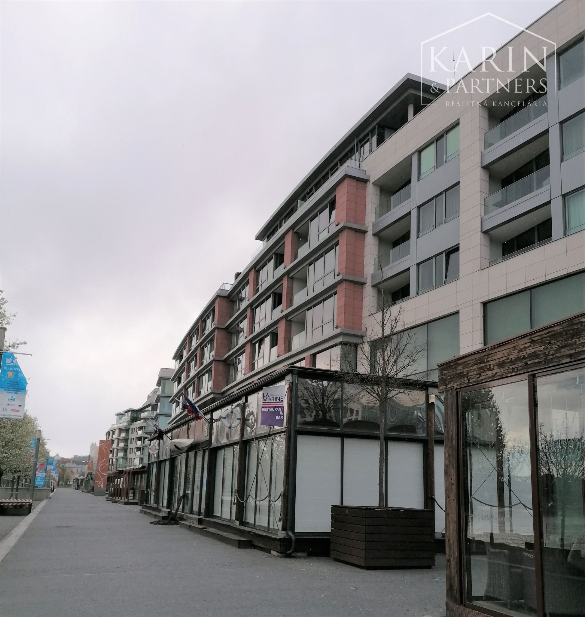 Prenájom - 2 izbový byt  v komplexe Eurovea - Pribinova ul. Exkluzívne!