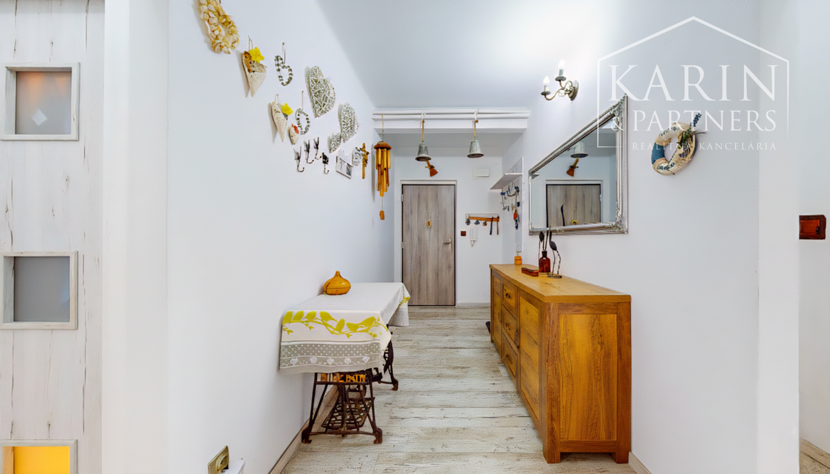 REZERVOVANÉ! Veľkorysý 4-izbový byt po rekonštrukcii na Pribinovej: Ideálny domov pre vašu rodinu