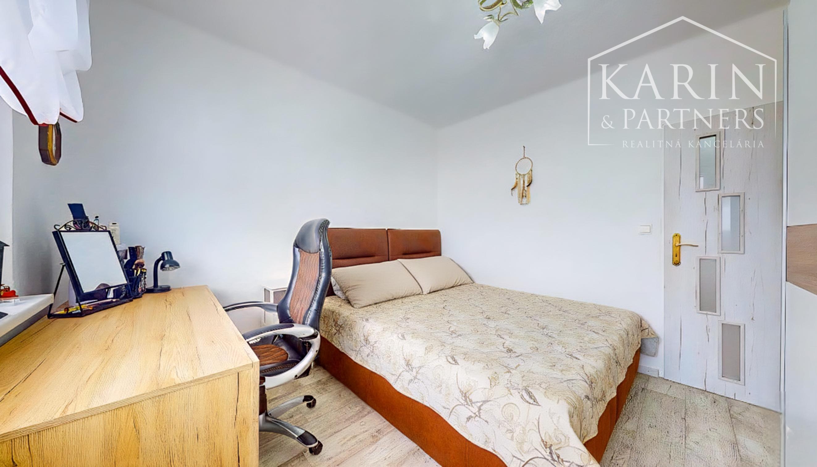 REZERVOVANÉ! Veľkorysý 4-izbový byt po rekonštrukcii na Pribinovej: Ideálny domov pre vašu rodinu