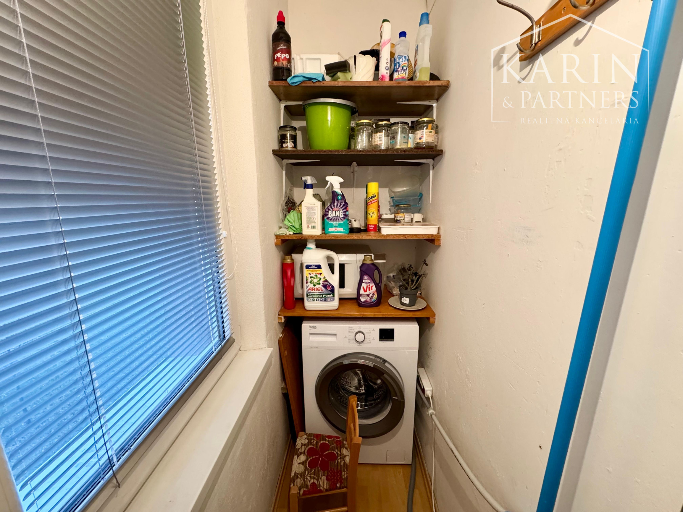 NA PRENÁJOM ZARIADENÝ 1i BYT V MESTE HOLÍČ