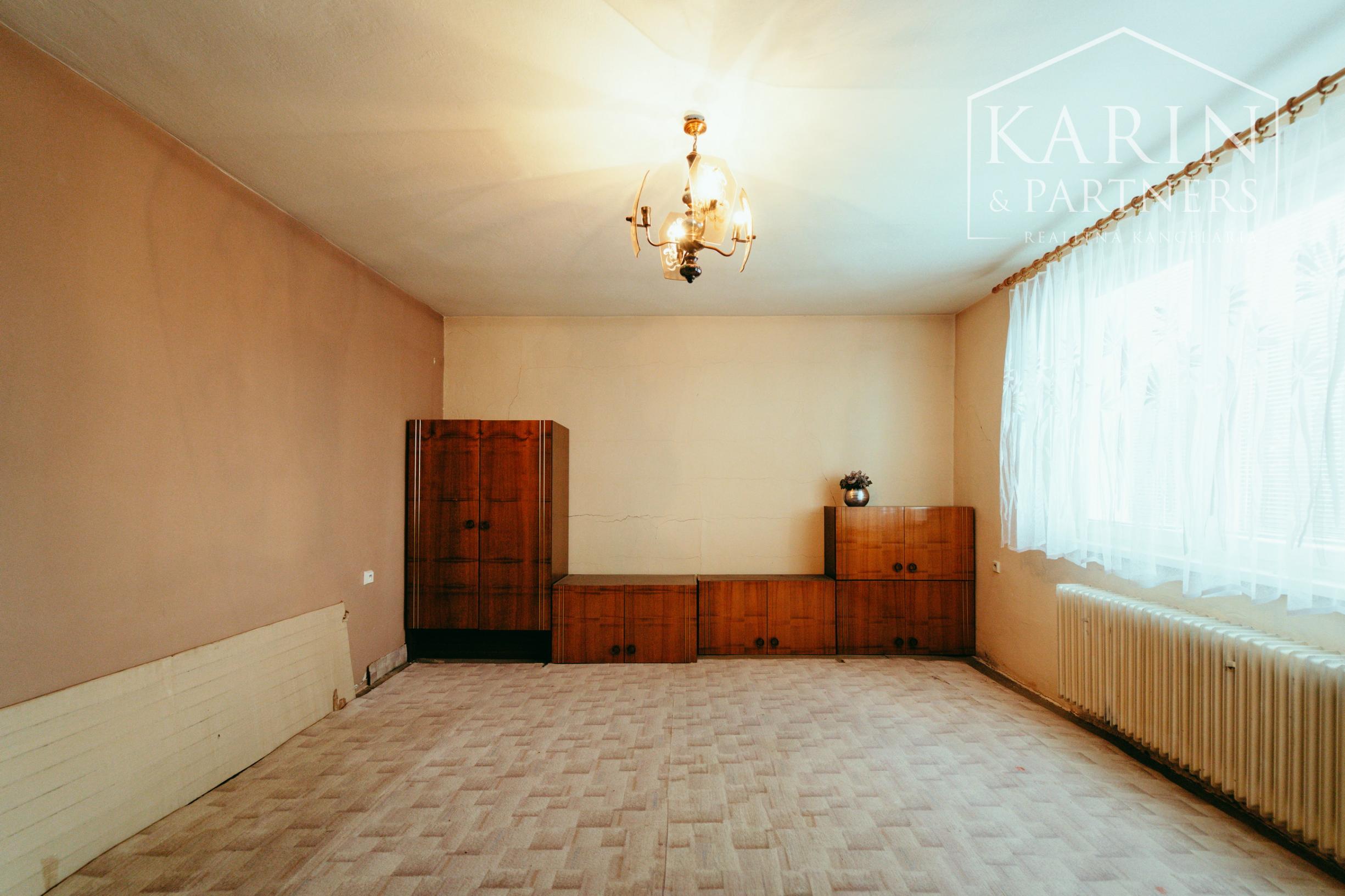 5i rodinný dom v meste Šaštín-Stráže neďaleko lesov