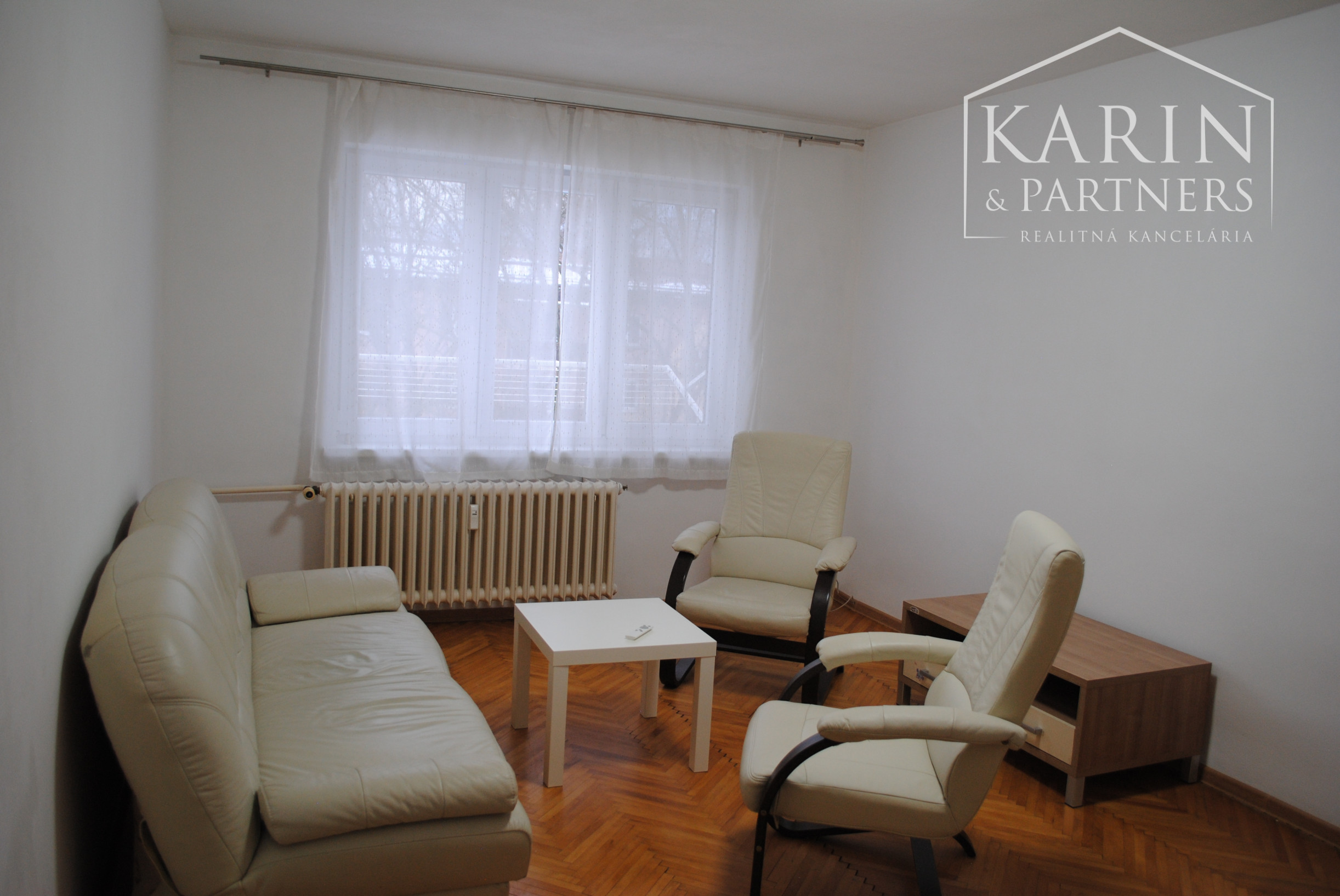 MODERNÝ – SLNEČNÝ 2 IZB. BYT V BREZNE