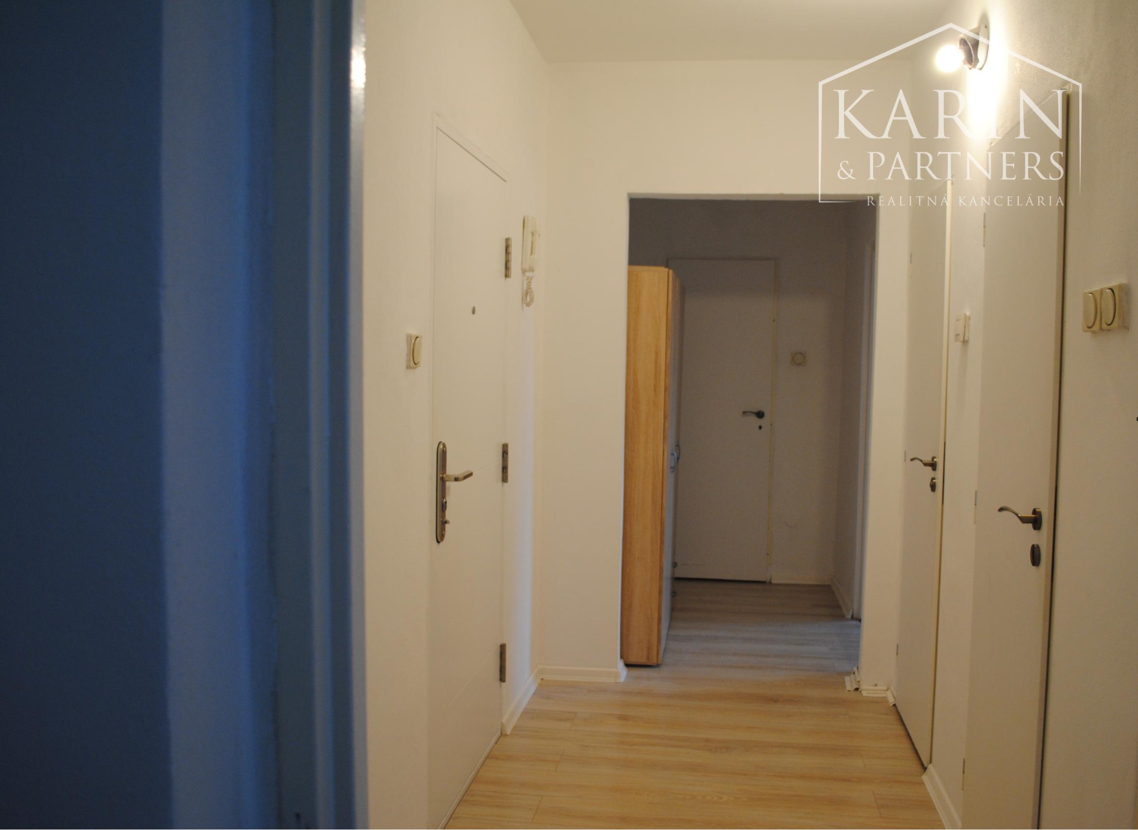 MODERNÝ – SLNEČNÝ 2 IZB. BYT V BREZNE