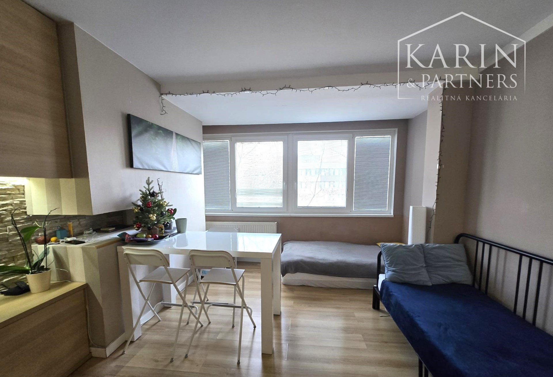 Predaj -  Garsónka po kompletnej rekonštrukcii - Strečnianska ul. Bratislava/Petržalka