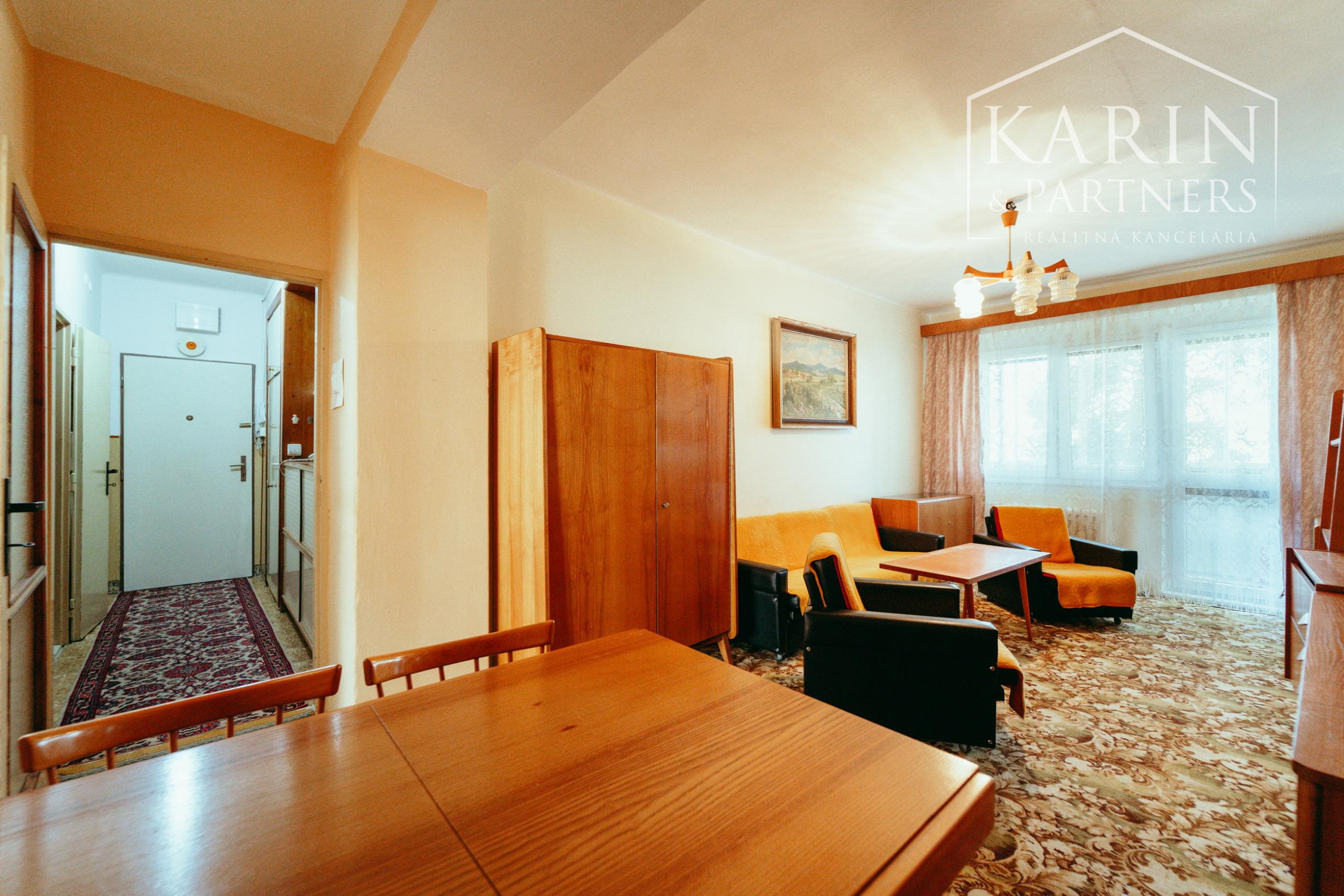 NA PRENÁJOM 2i BYT V MESTE HOLÍČ