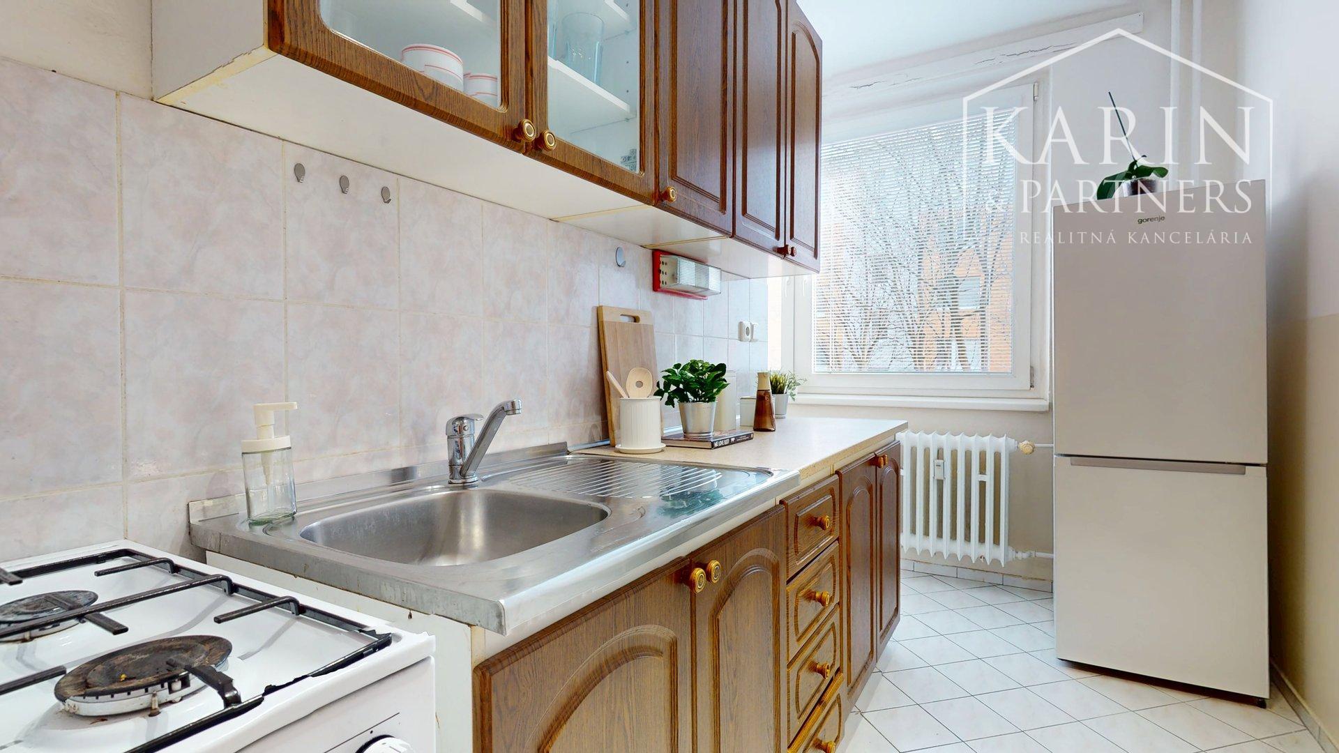 3-IZBOVÝ BYT PRI OC RETRO, RUMANČEKOVA ULICA