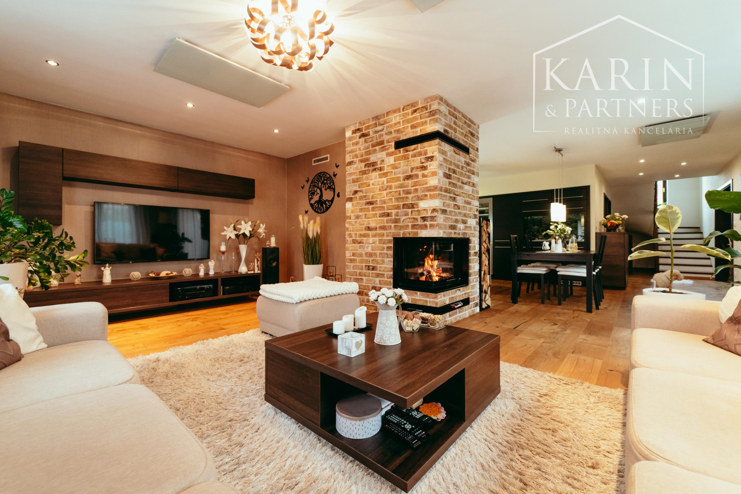 Exkluzívne - 5.izb. dom v Senici, príjemný a praktický