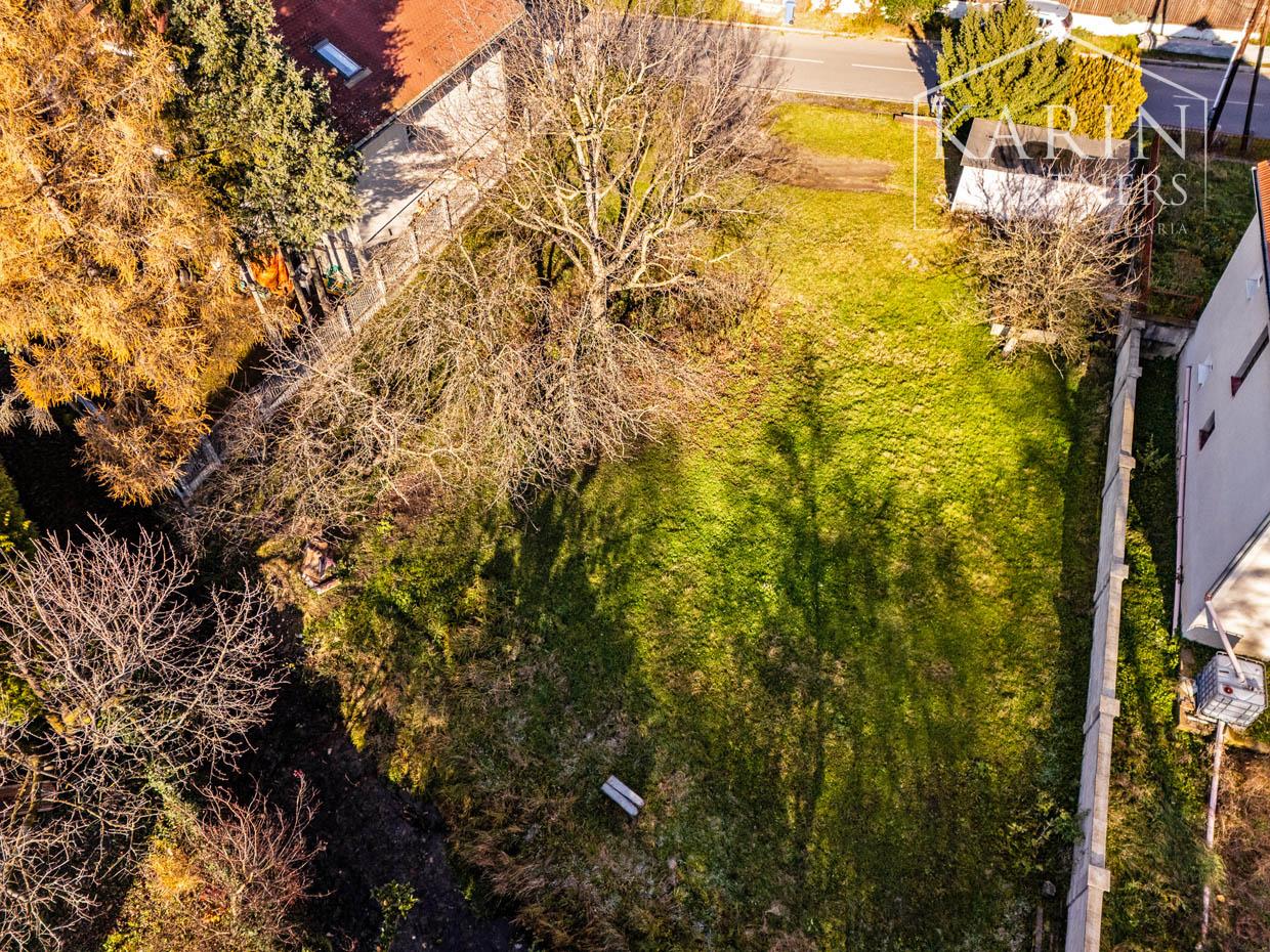 Stavebný pozemok s rozlohou 656 m² v obci Borinka.