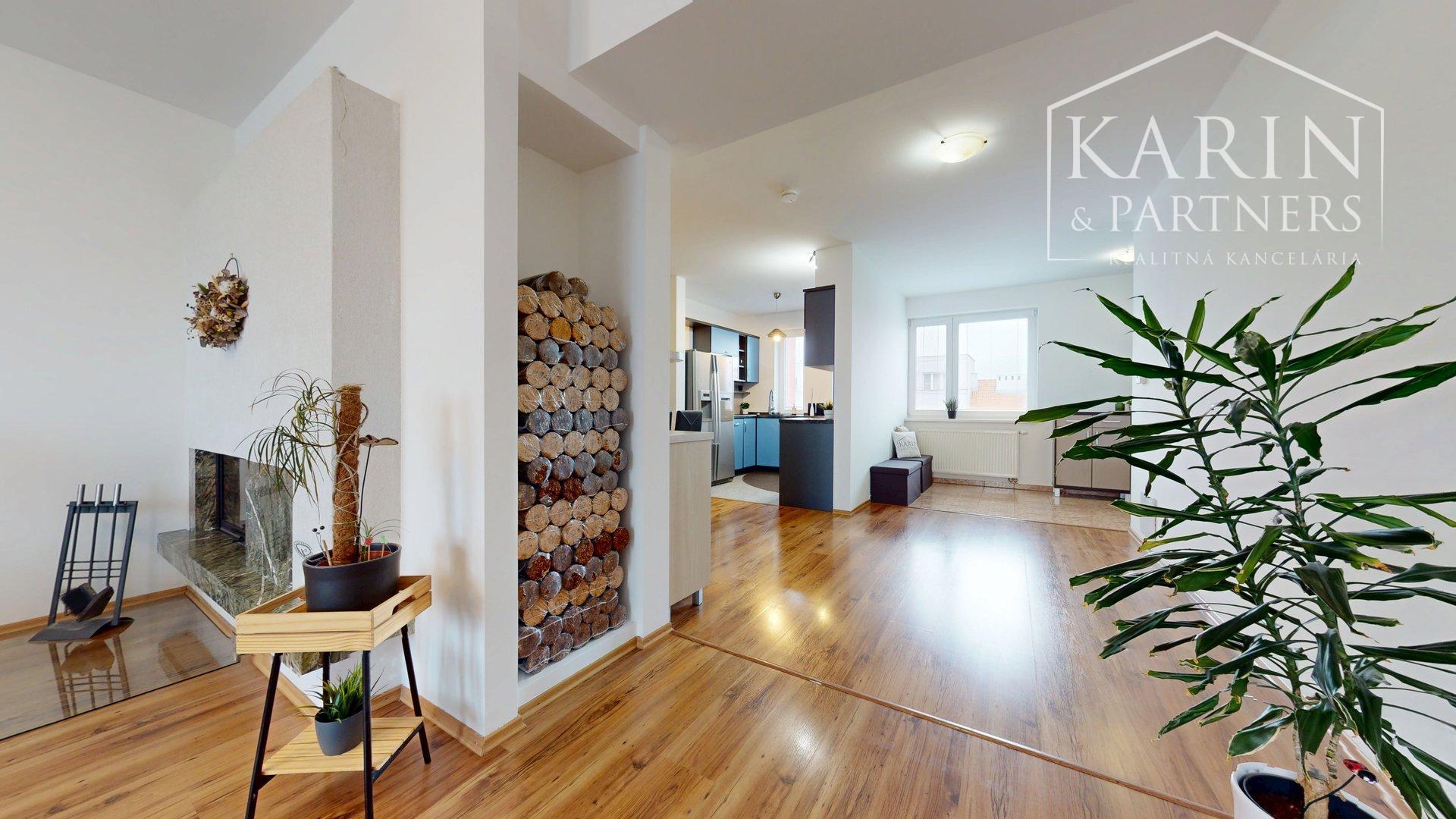 VÝNIMOČNE PRIESTRANNÝ A SVETLÝ 4I BYT S KRBOM A 2 BALKÓNMI