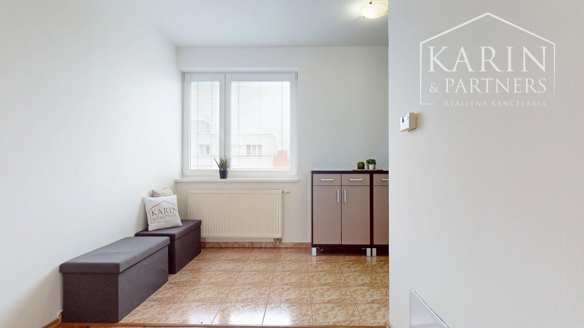 VÝNIMOČNE PRIESTRANNÝ A SVETLÝ 4I BYT S KRBOM A 2 BALKÓNMI