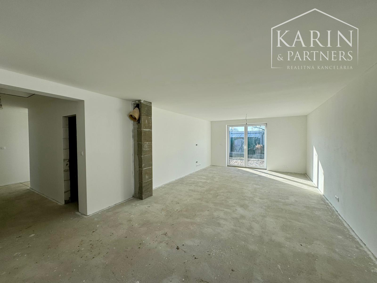 MODERNÝ 4-IZBOVÝ BUNGALOV S GARÁŽOU – SENICA