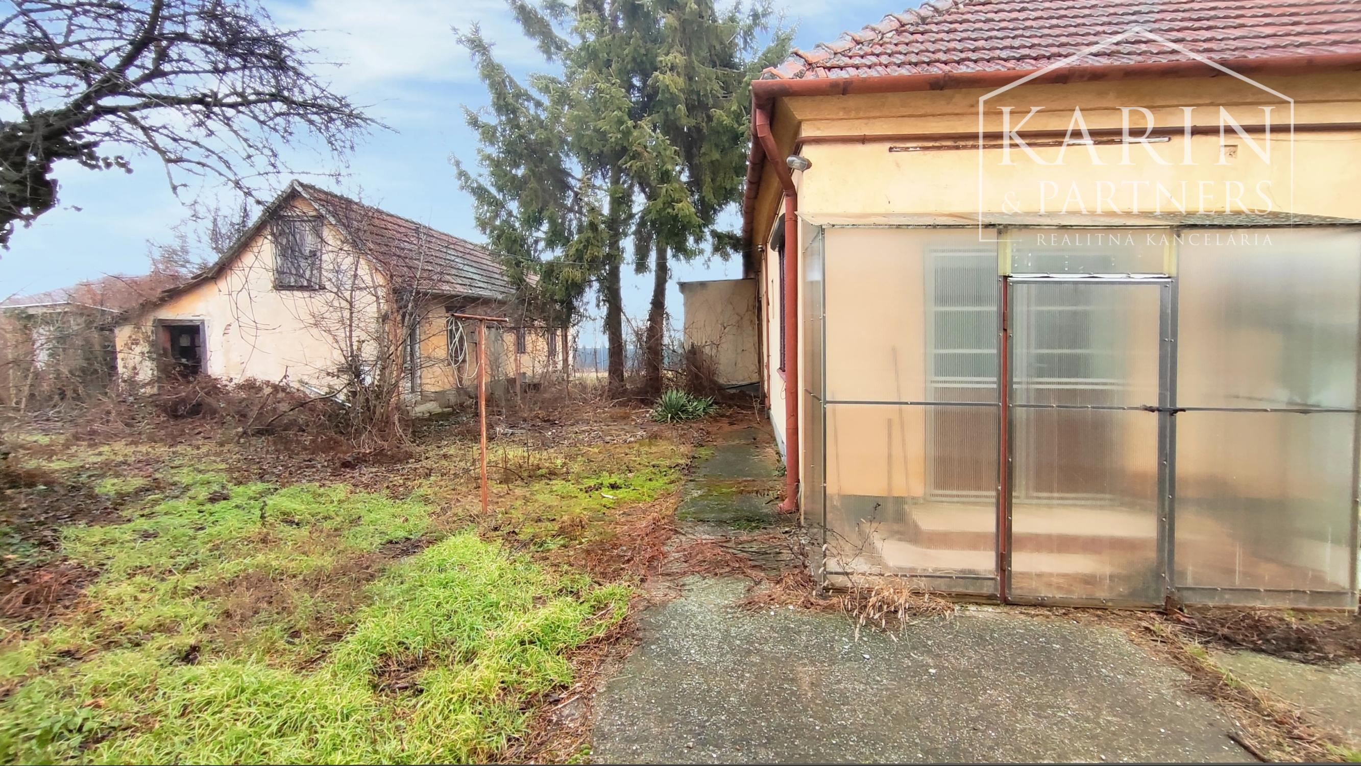 Exkluzívne: Rodinný dom s dvoma bytovými jednotkami, Zemné