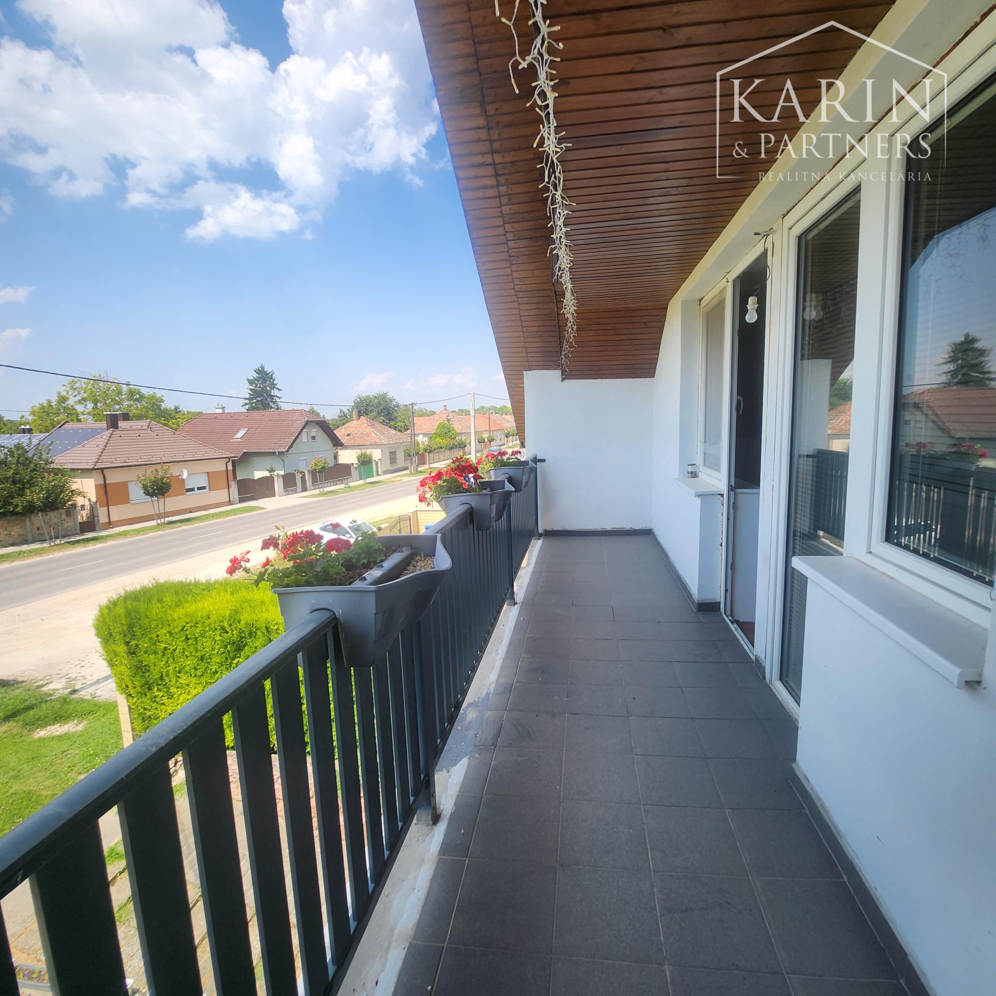 Predaj - rodinný dom 5 izbový s pozemkom 1483 m2 - Dunakiliti Maďarsko