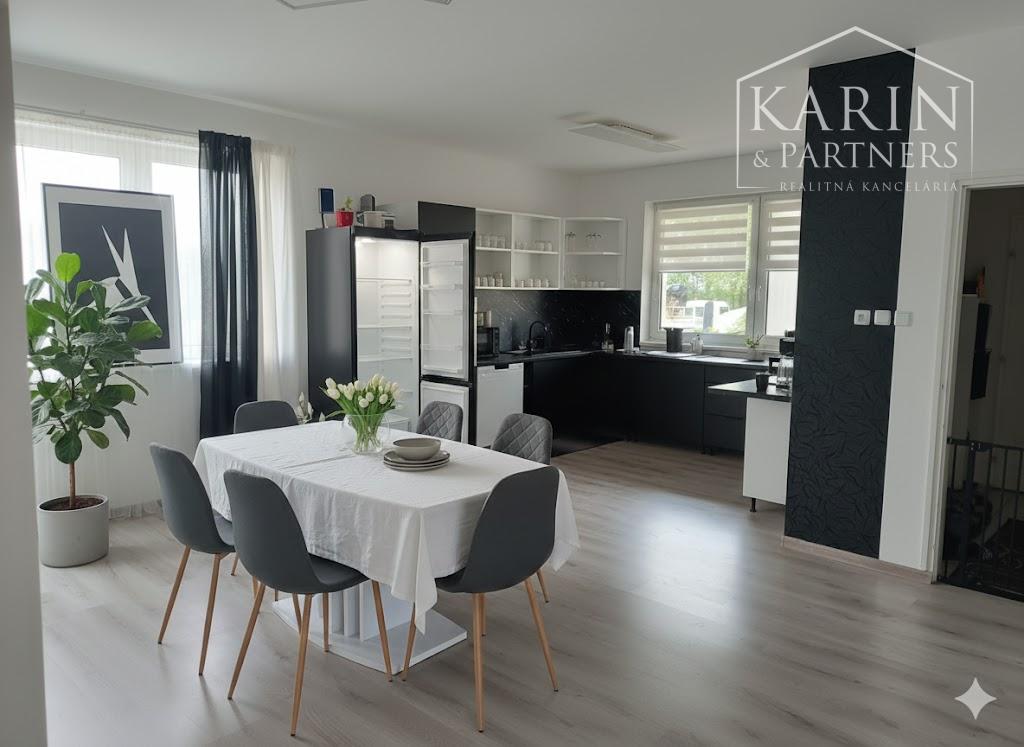 Predaj - rodinný dom 5 izbový s pozemkom 1483 m2 - Dunakiliti Maďarsko