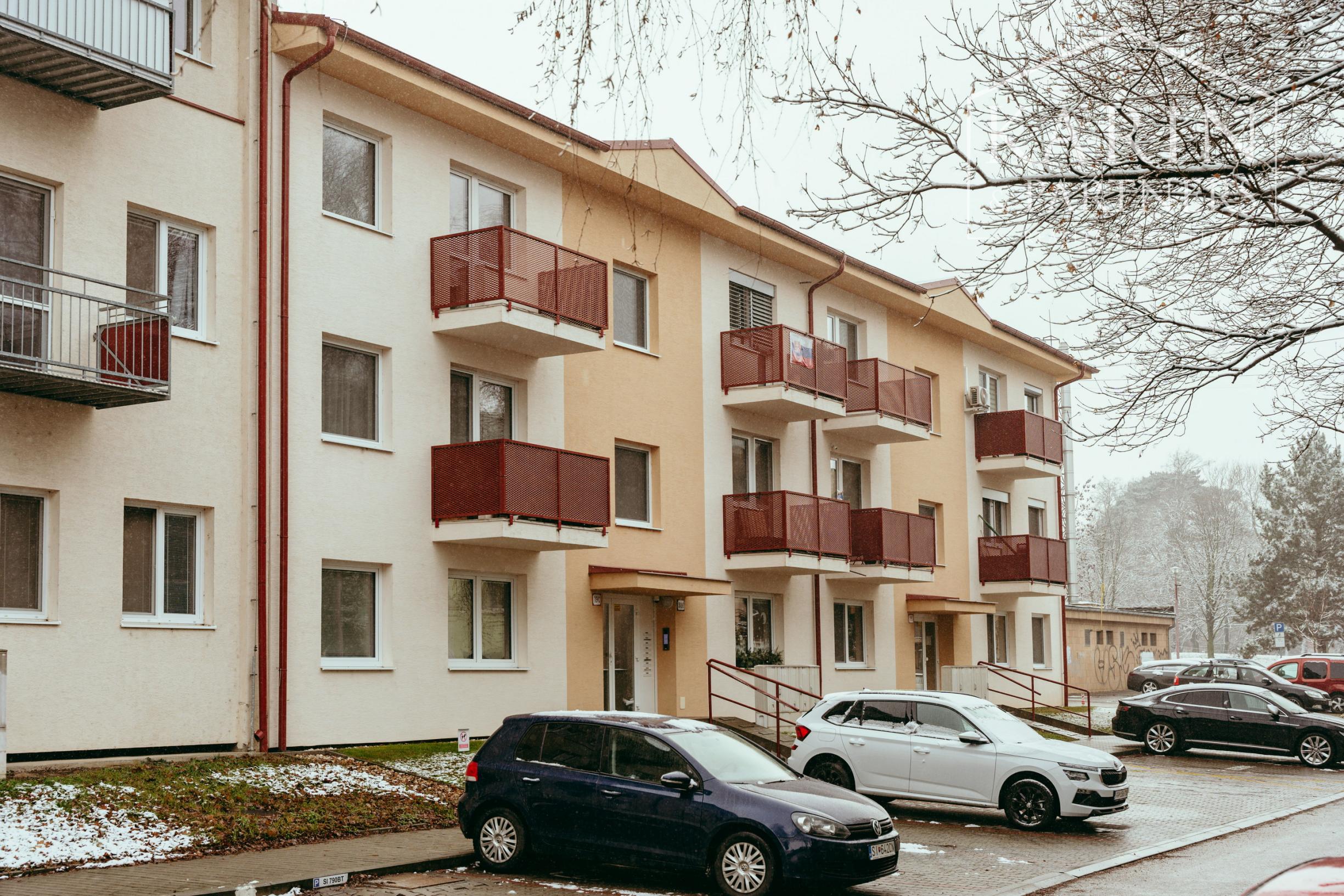 PRENÁJOM LUXUSNÉHO 2-IZBOVÉHO BYTU V SKALICI