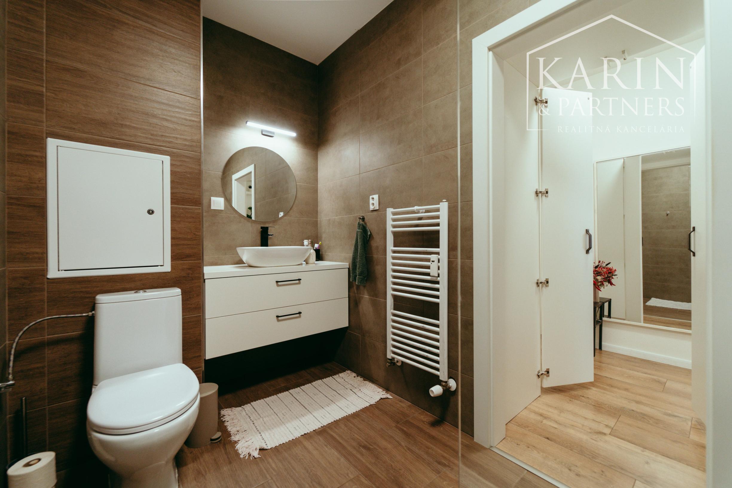 PRENÁJOM LUXUSNÉHO 2-IZBOVÉHO BYTU V SKALICI