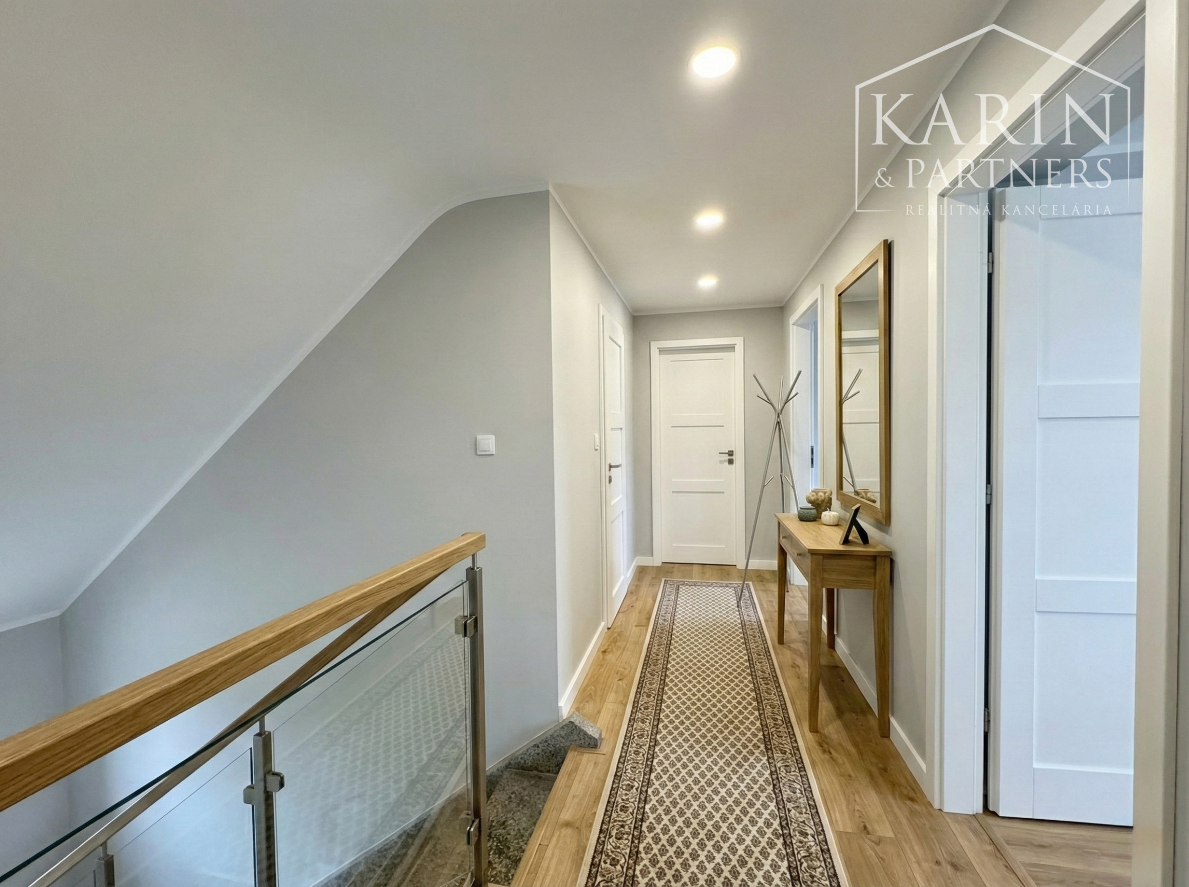 Priestranný 4-izbový rodinný dom, Petrova Ves