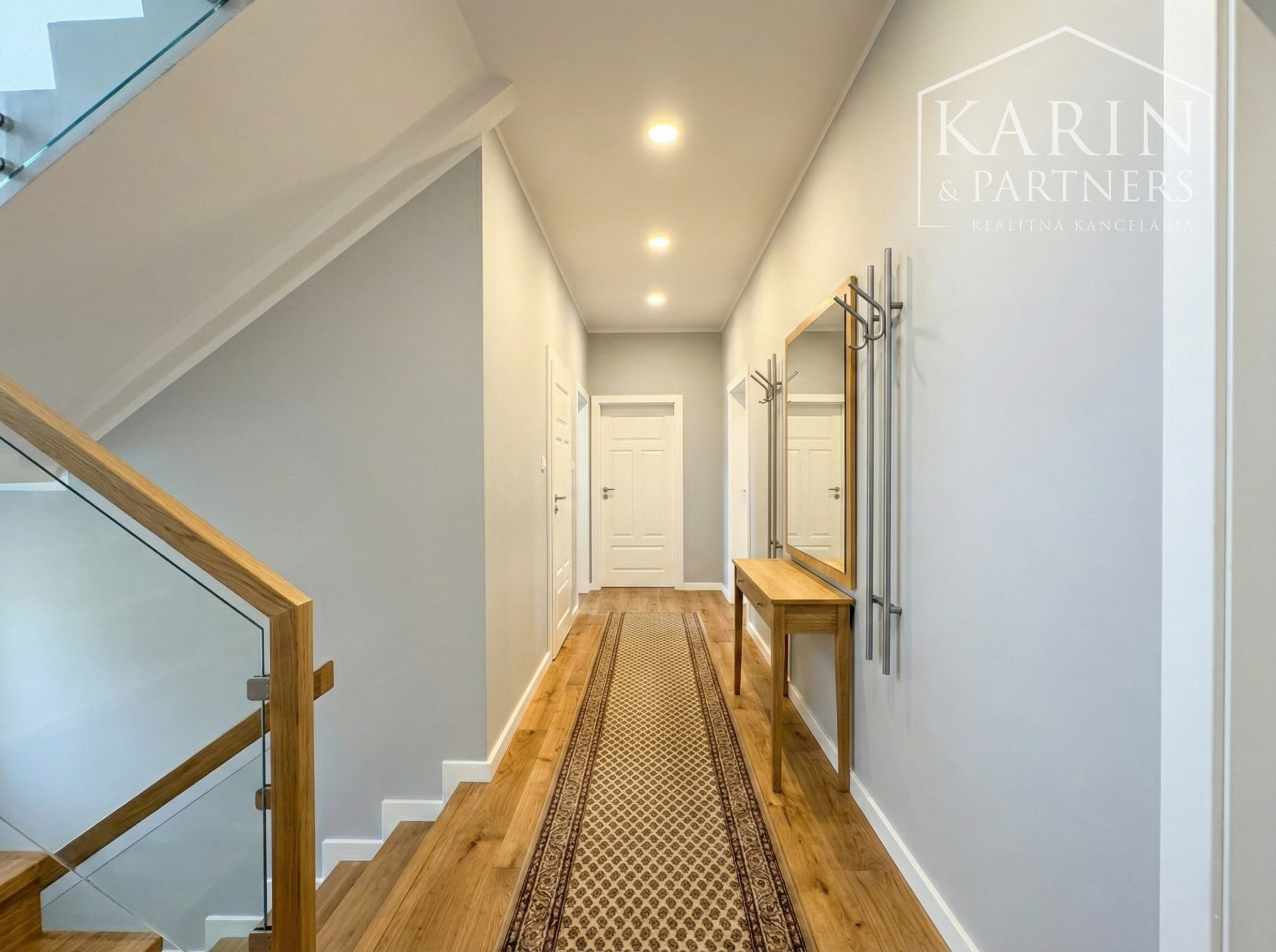 Priestranný 4-izbový rodinný dom, Petrova Ves