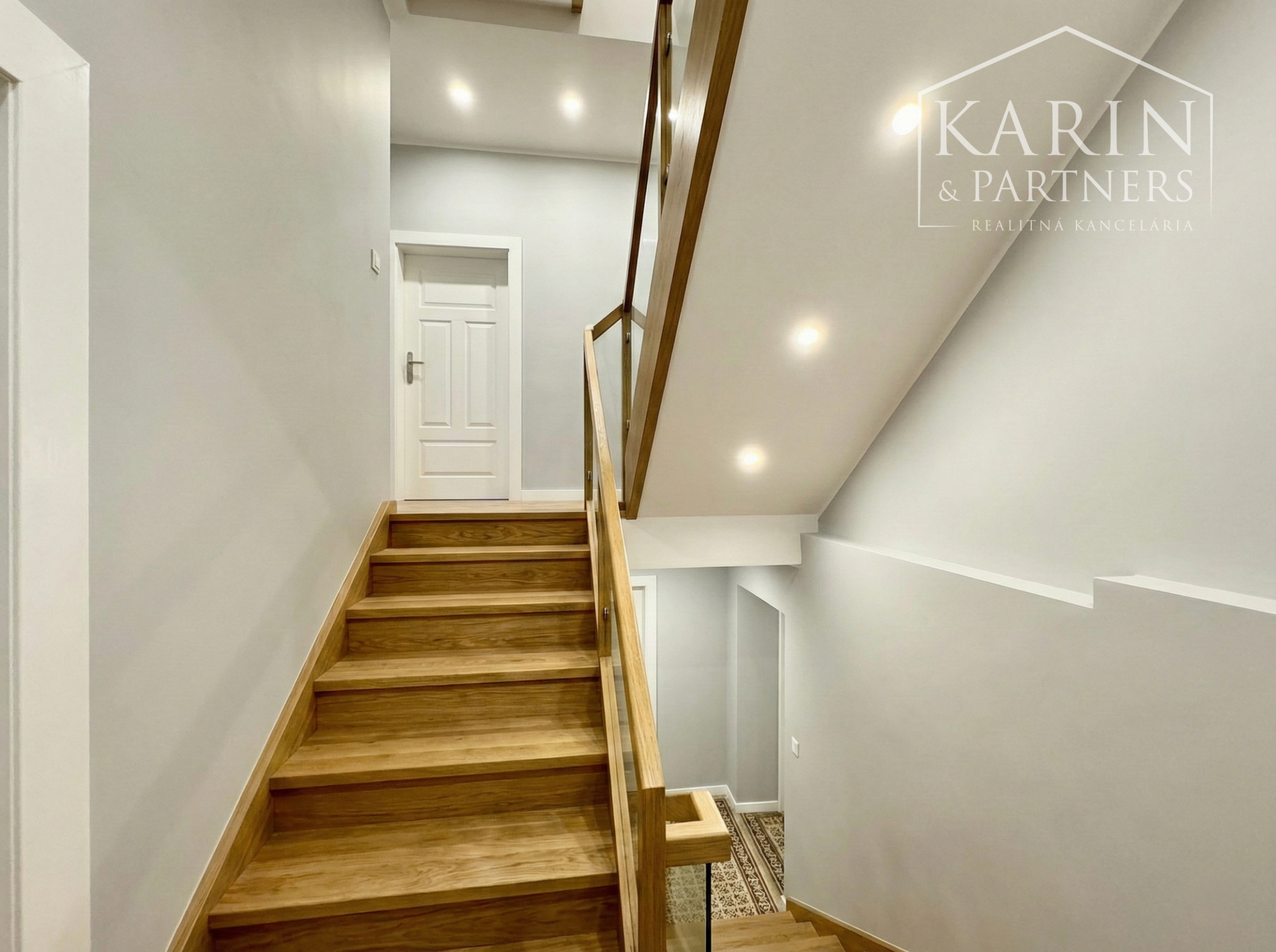 Priestranný 4-izbový rodinný dom, Petrova Ves