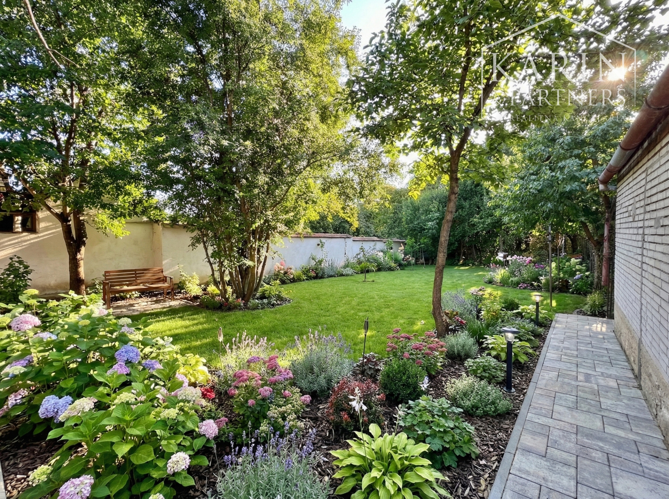 Priestranný 4-izbový rodinný dom, Petrova Ves