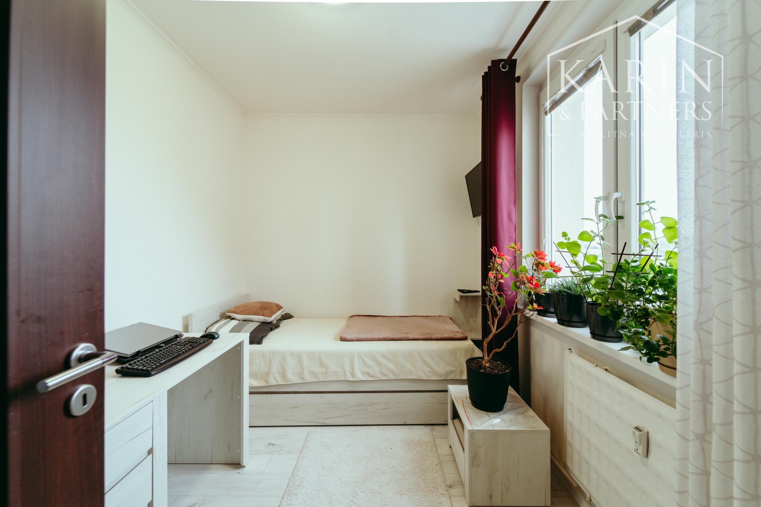 3i zrekonštruovaný, kompletne zariadený byt v centre mesta Malacky