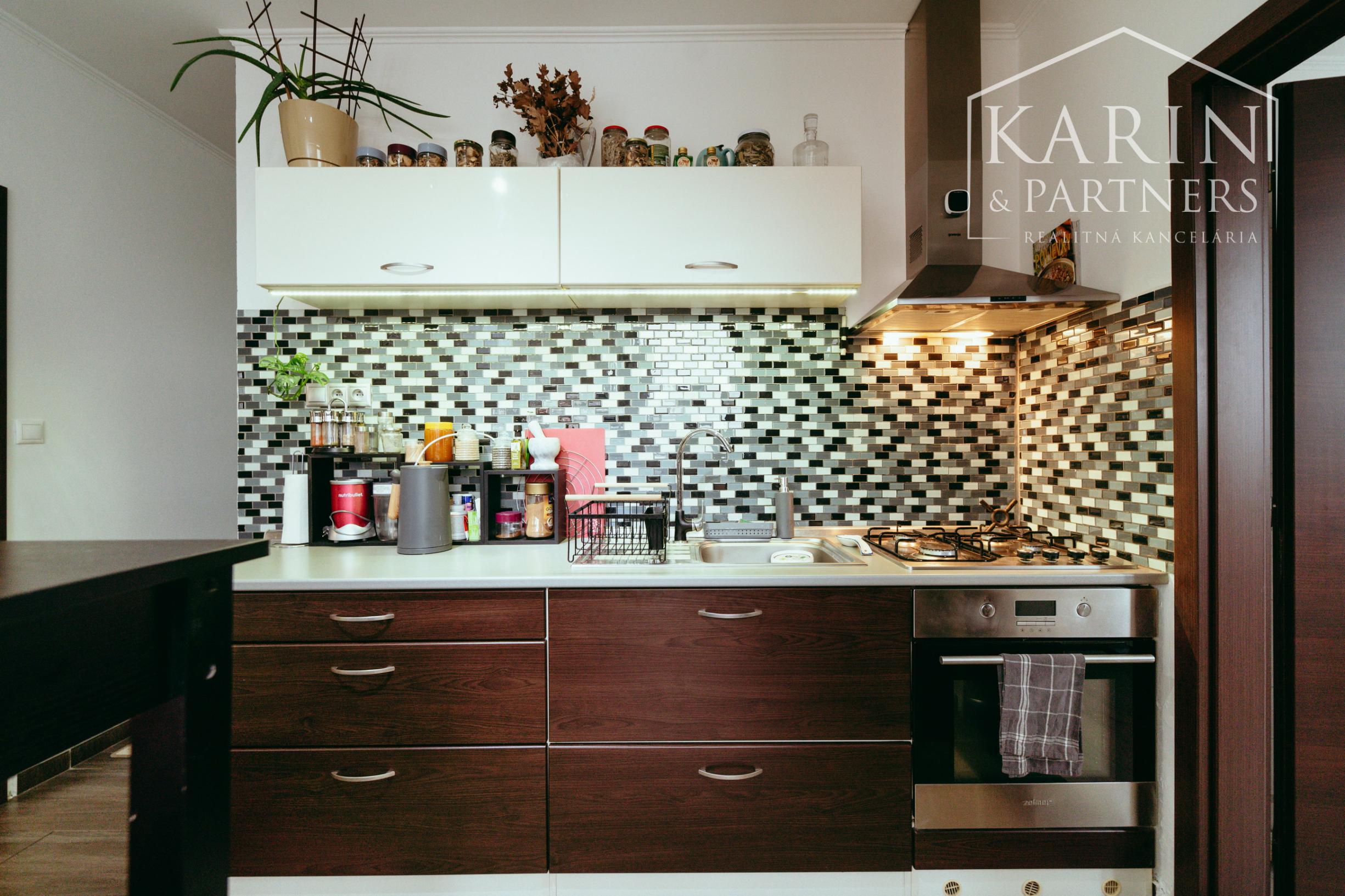 3i zrekonštruovaný, kompletne zariadený byt v centre mesta Malacky