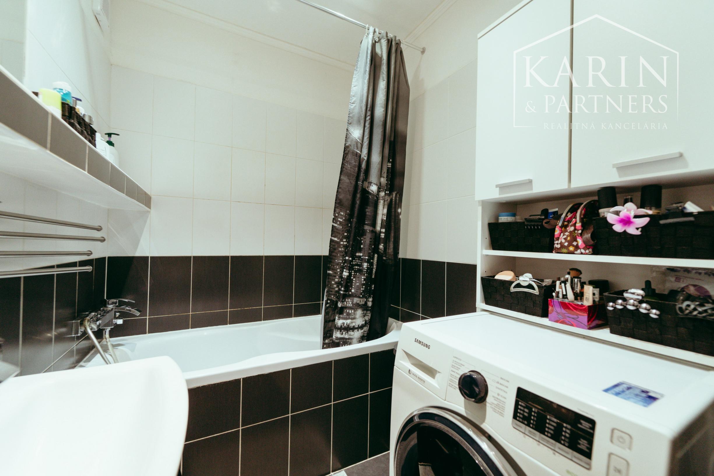 3i zrekonštruovaný, kompletne zariadený byt v centre mesta Malacky