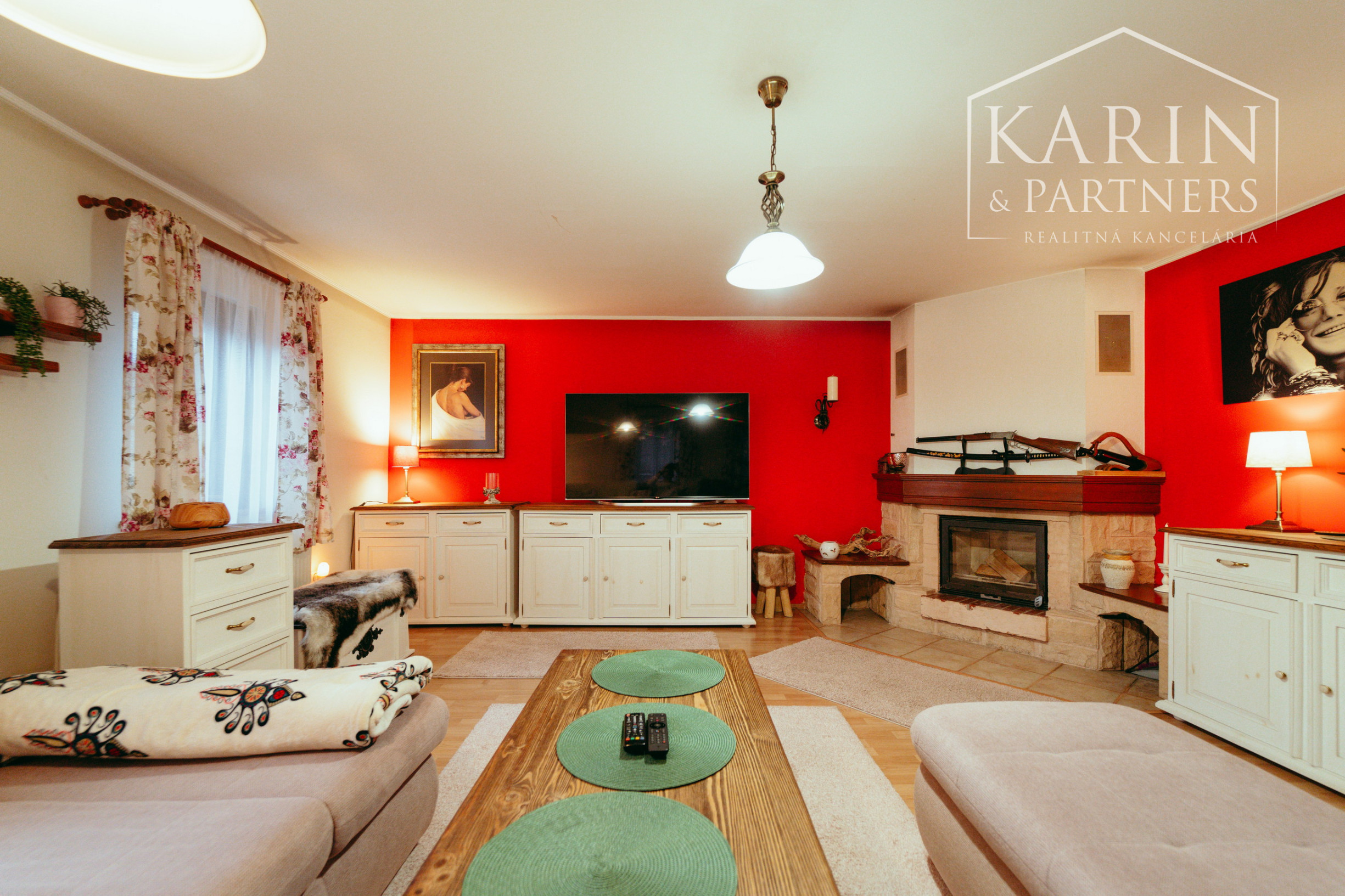 Štýlový 4 izbový rodinný dom kúsok od borovicových lesov