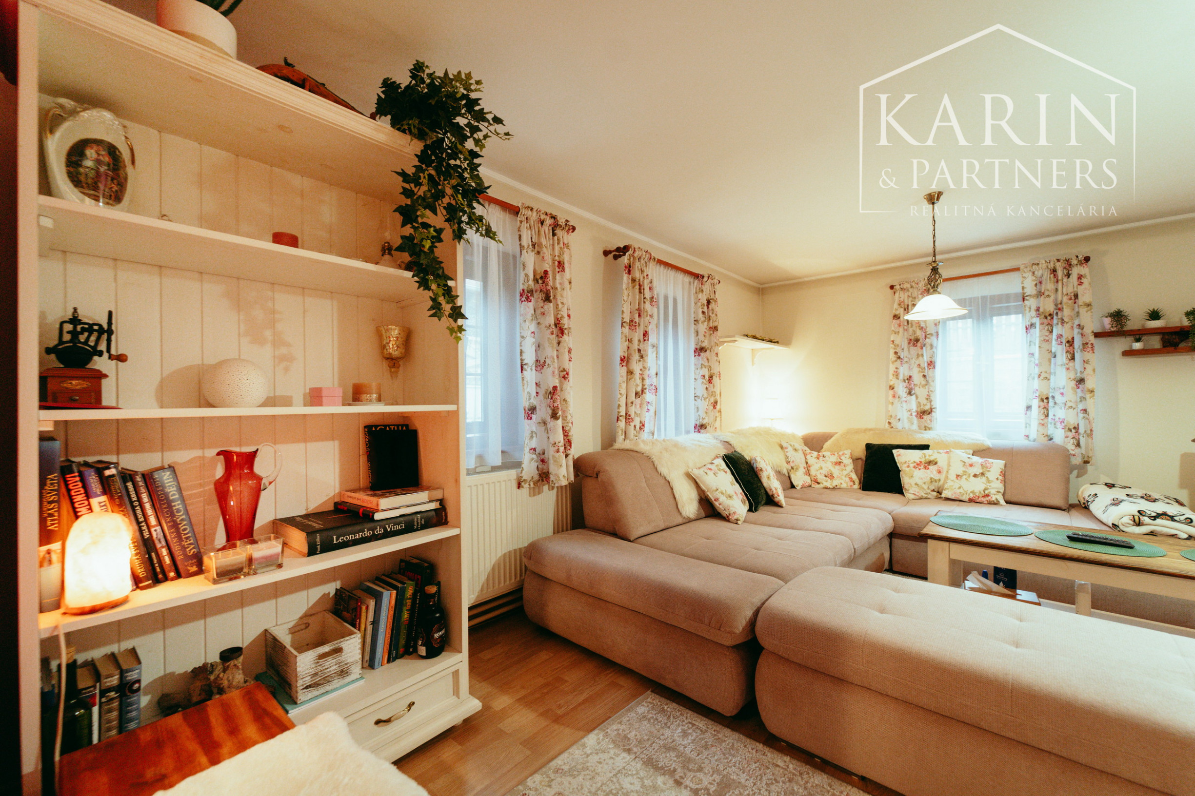 Štýlový 4 izbový rodinný dom kúsok od borovicových lesov