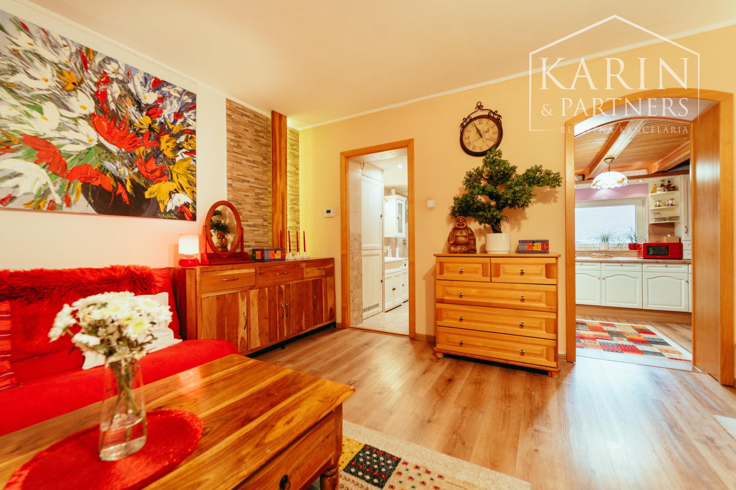 Štýlový 4 izbový rodinný dom kúsok od borovicových lesov