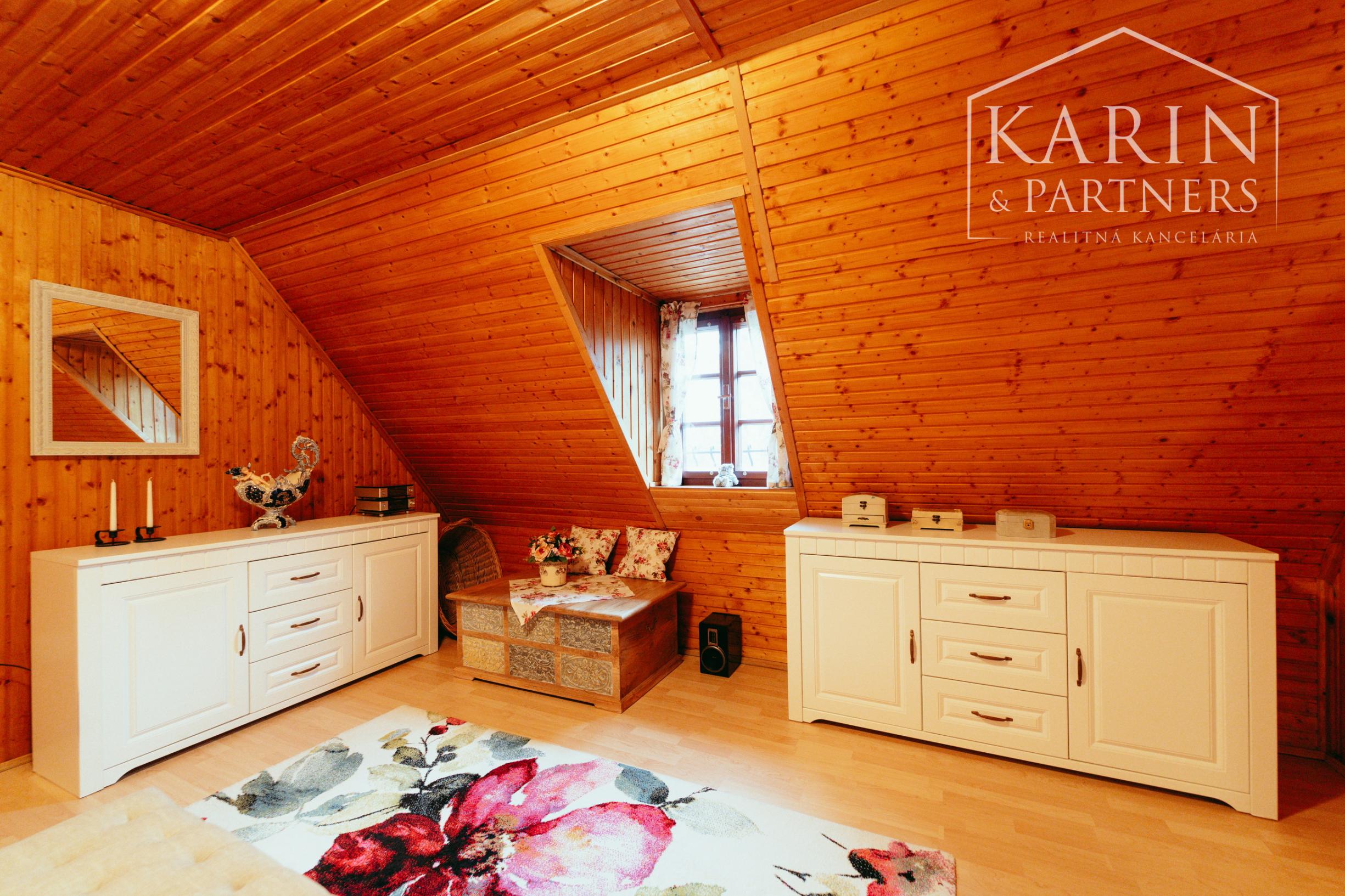 Štýlový 4 izbový rodinný dom kúsok od borovicových lesov