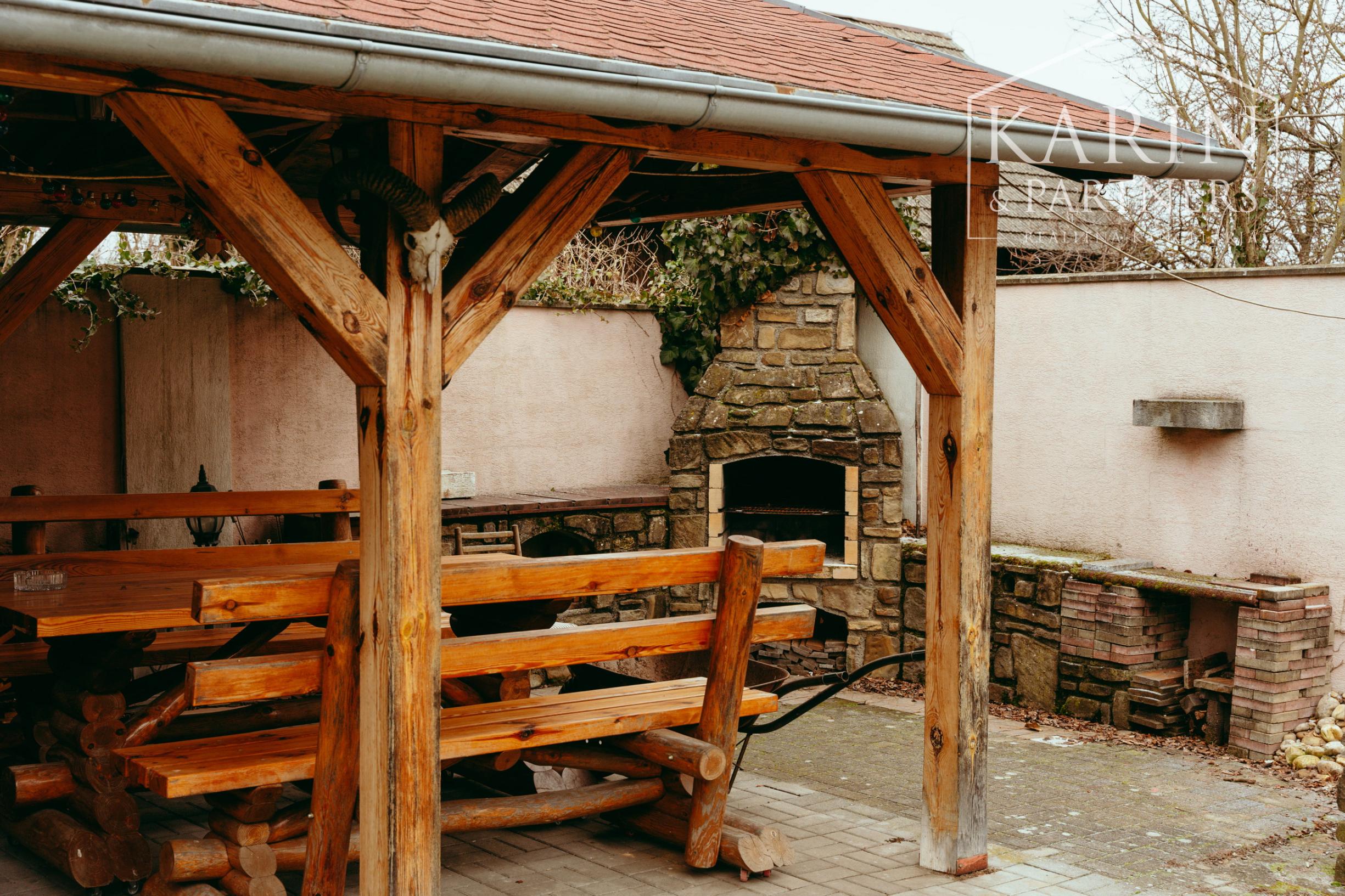 Štýlový 4 izbový rodinný dom kúsok od borovicových lesov