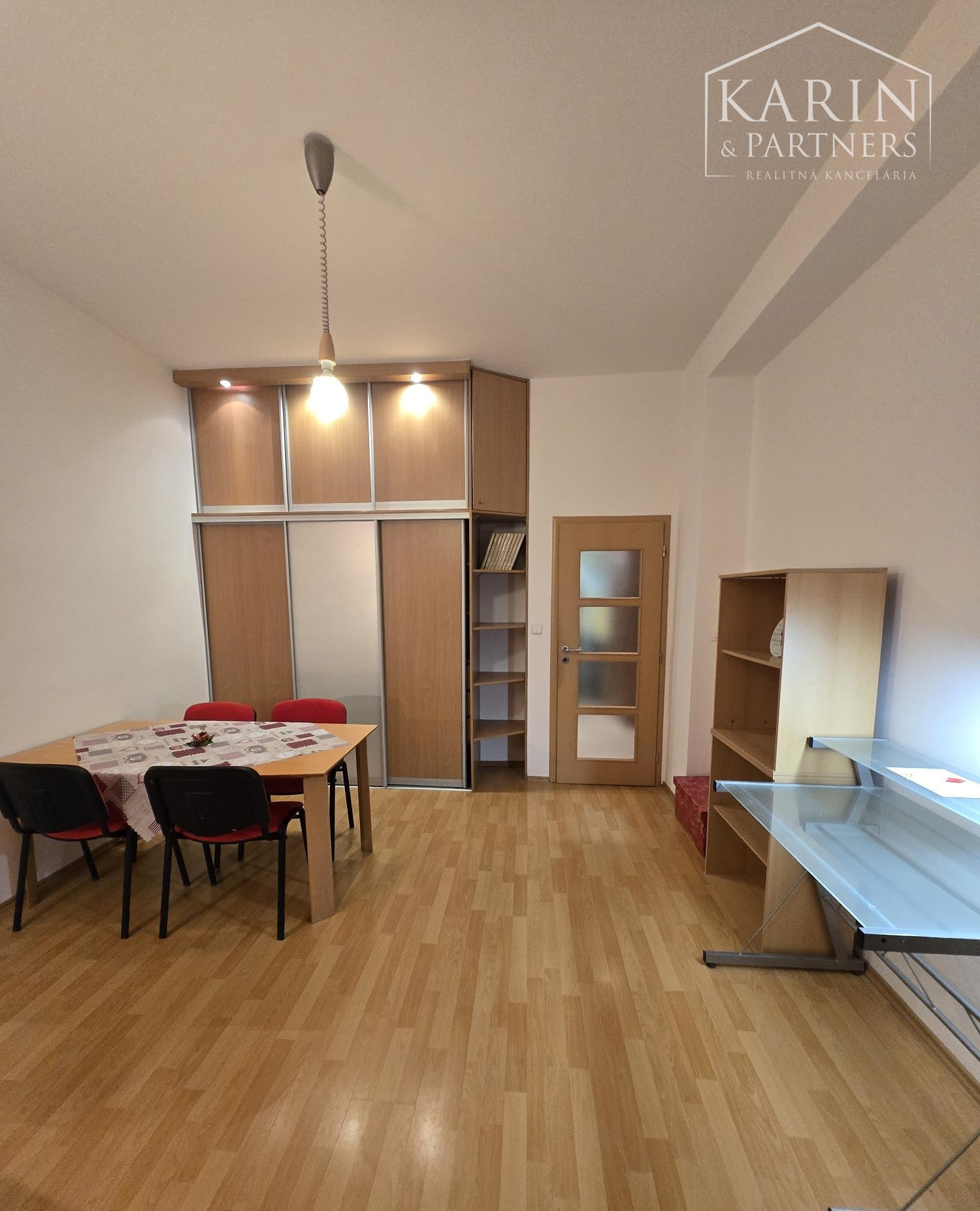 Prenájom – Výborný 1-izbový byt na Gorkého ulici – Bratislava I (Staré Mesto)